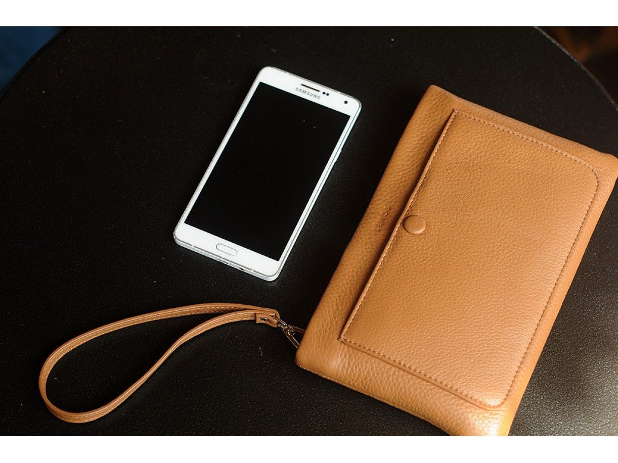 CLUTCH PLUS - IN NATURAL MILLED LEATHER - BROWN