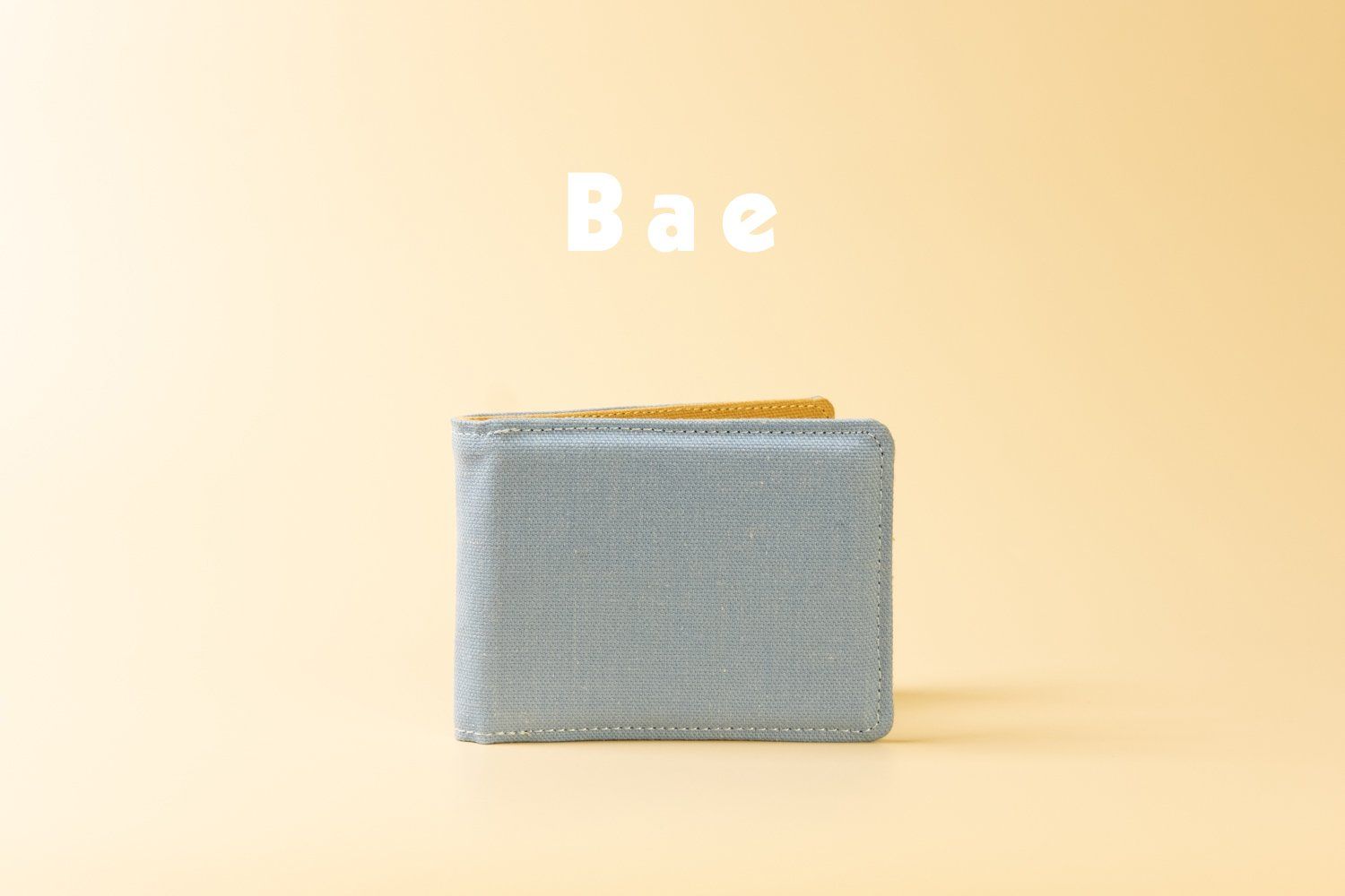 tặng kèm BIFOLD WALLET - NGANG