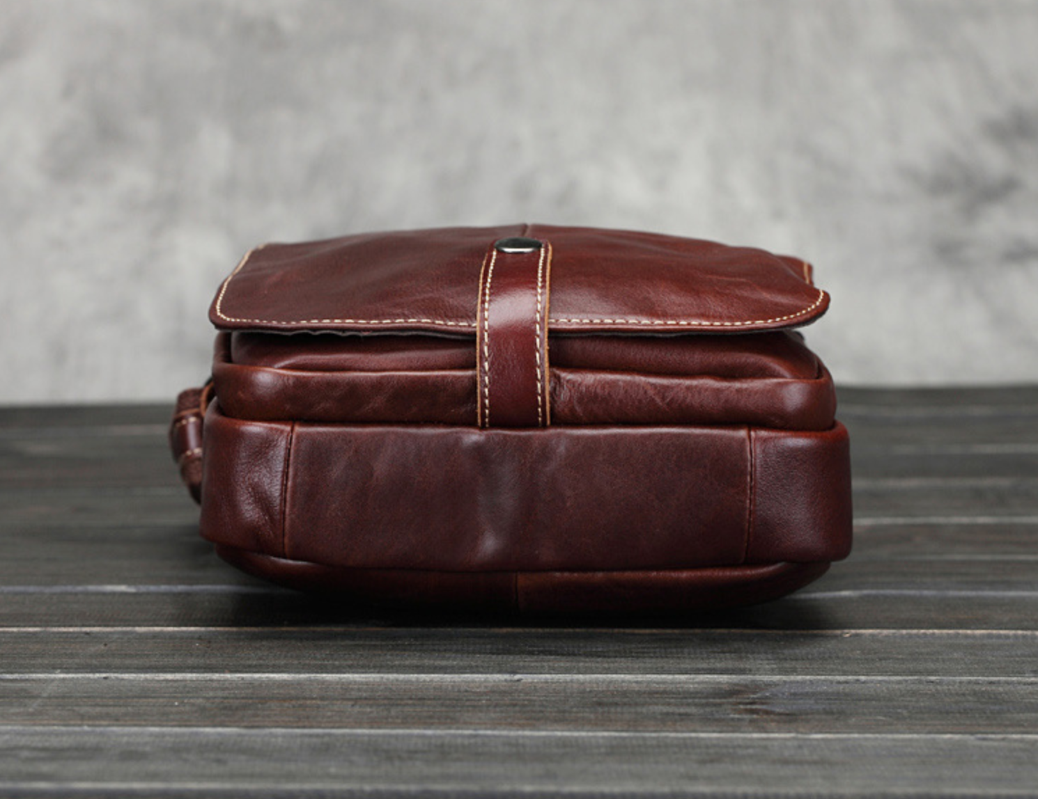 Túi Da Bò Thật đeo chéo Berry & Ken RETRO - Classic Edition SBM128