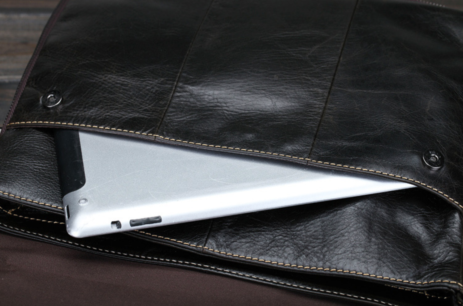  Túi Da Bò Thật đựng iPad Special Edition SBM130 
