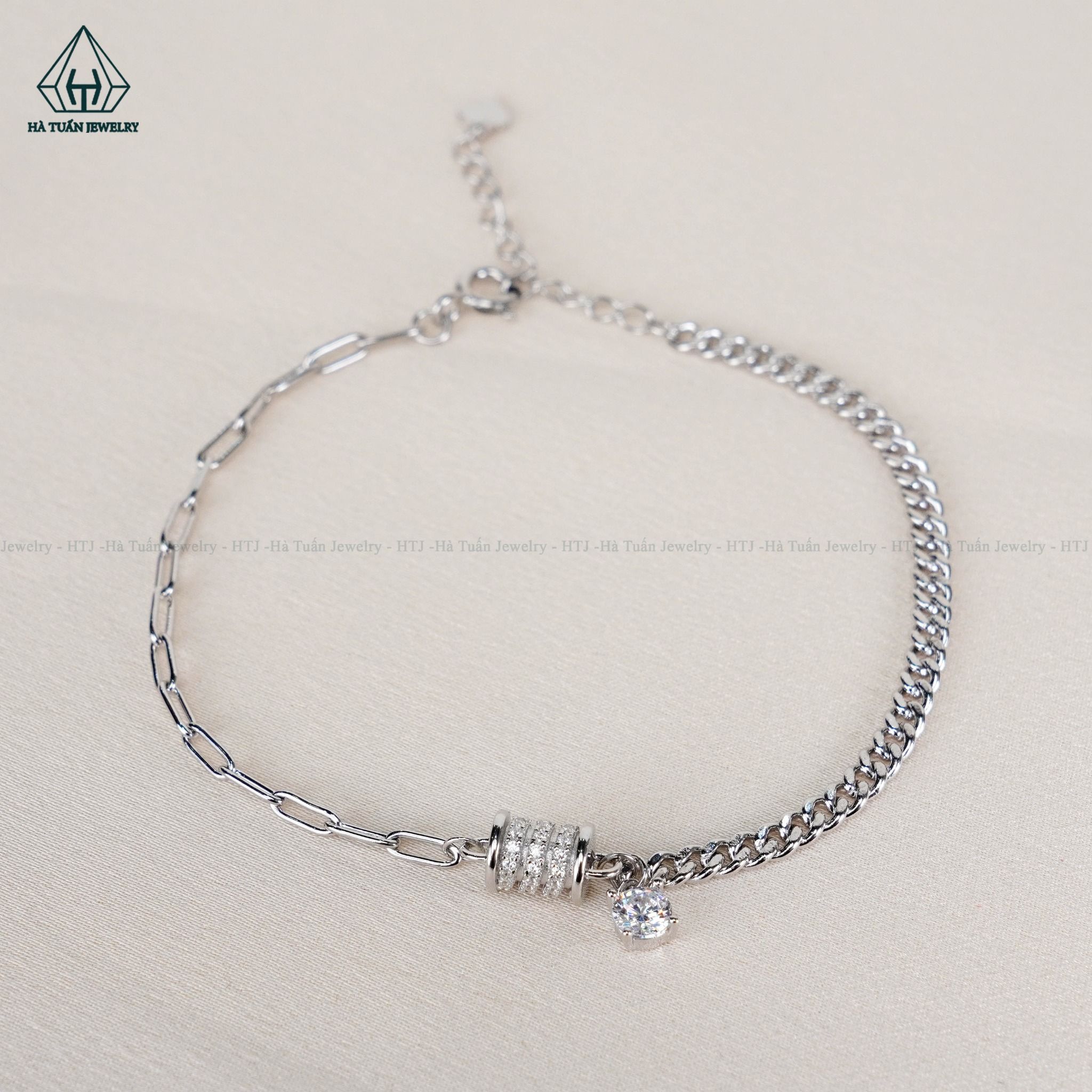 B849 Lắc tay ống đá