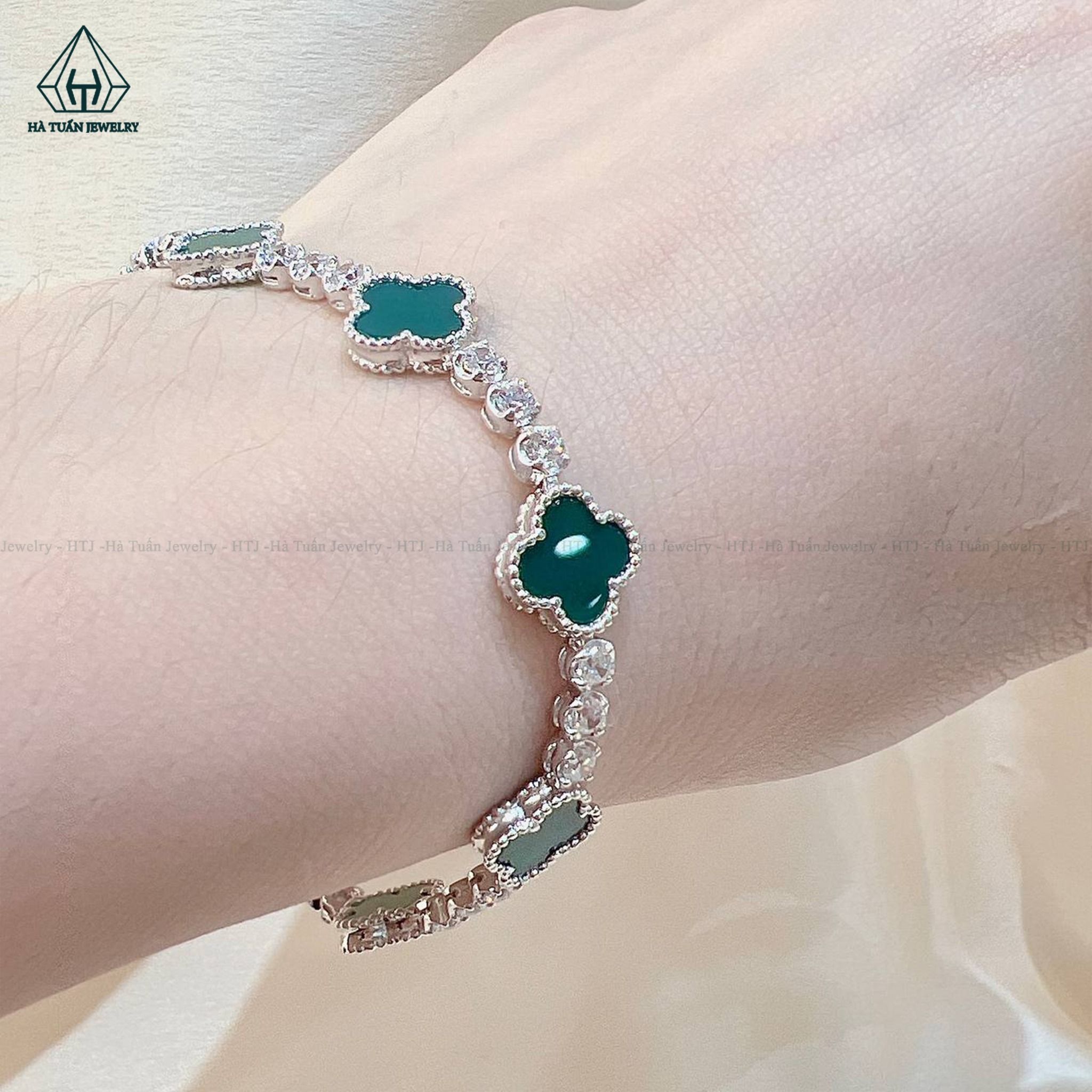 B870 Lắc tay cỏ 4 lá