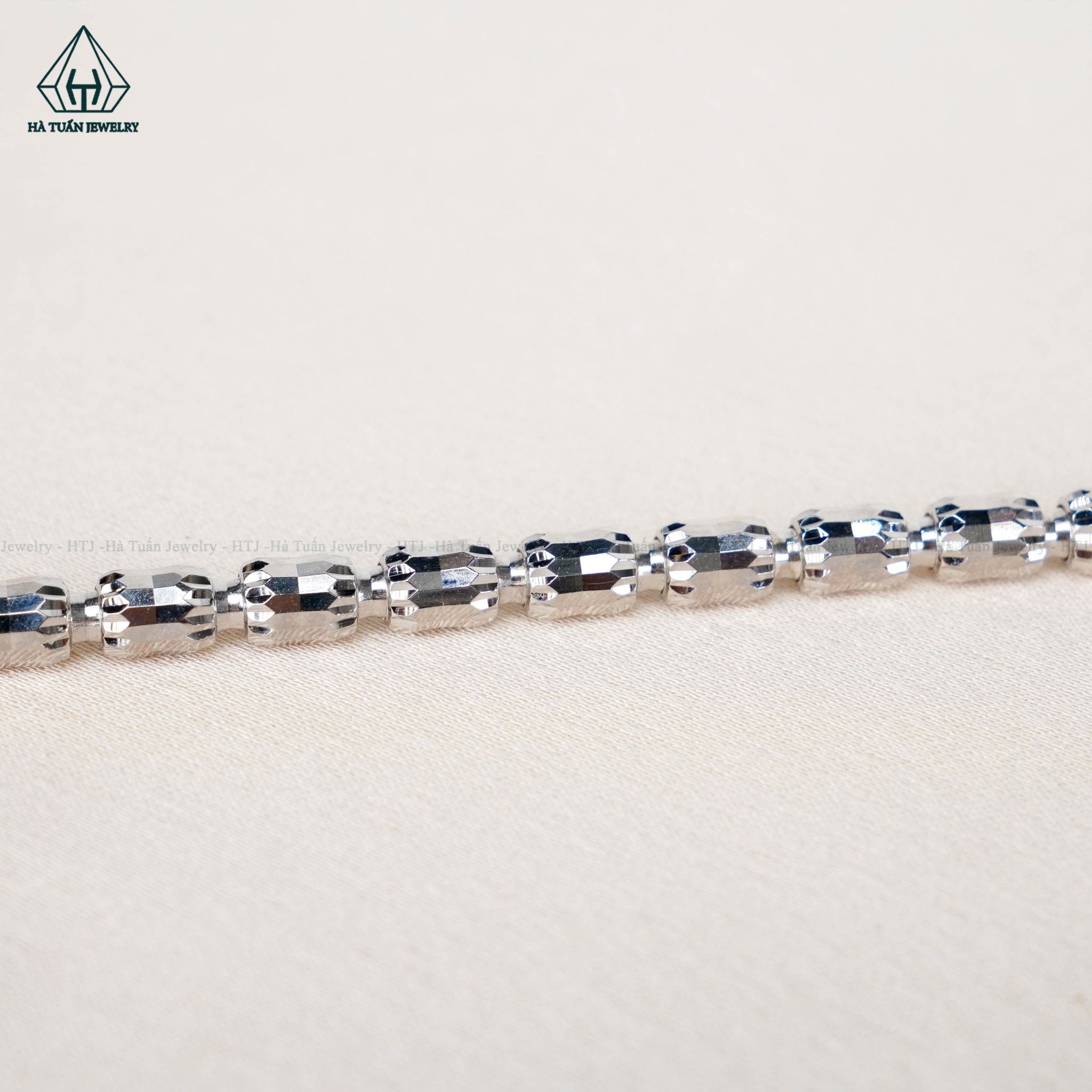 NCX051 Dây chuyền bi đốt trúc 3mm