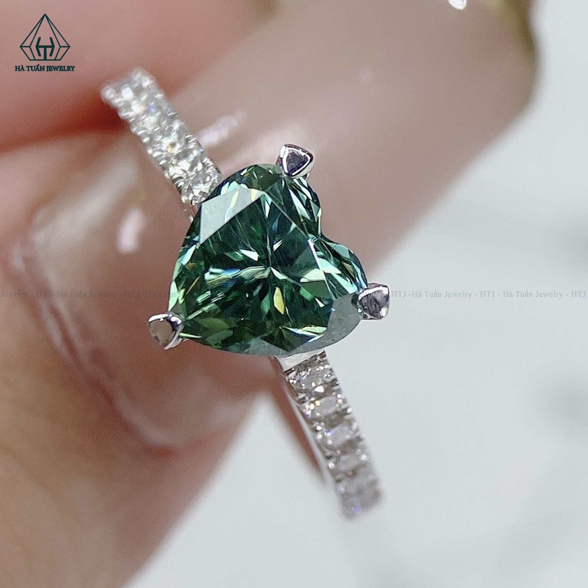 Moissanite Heart - MHG