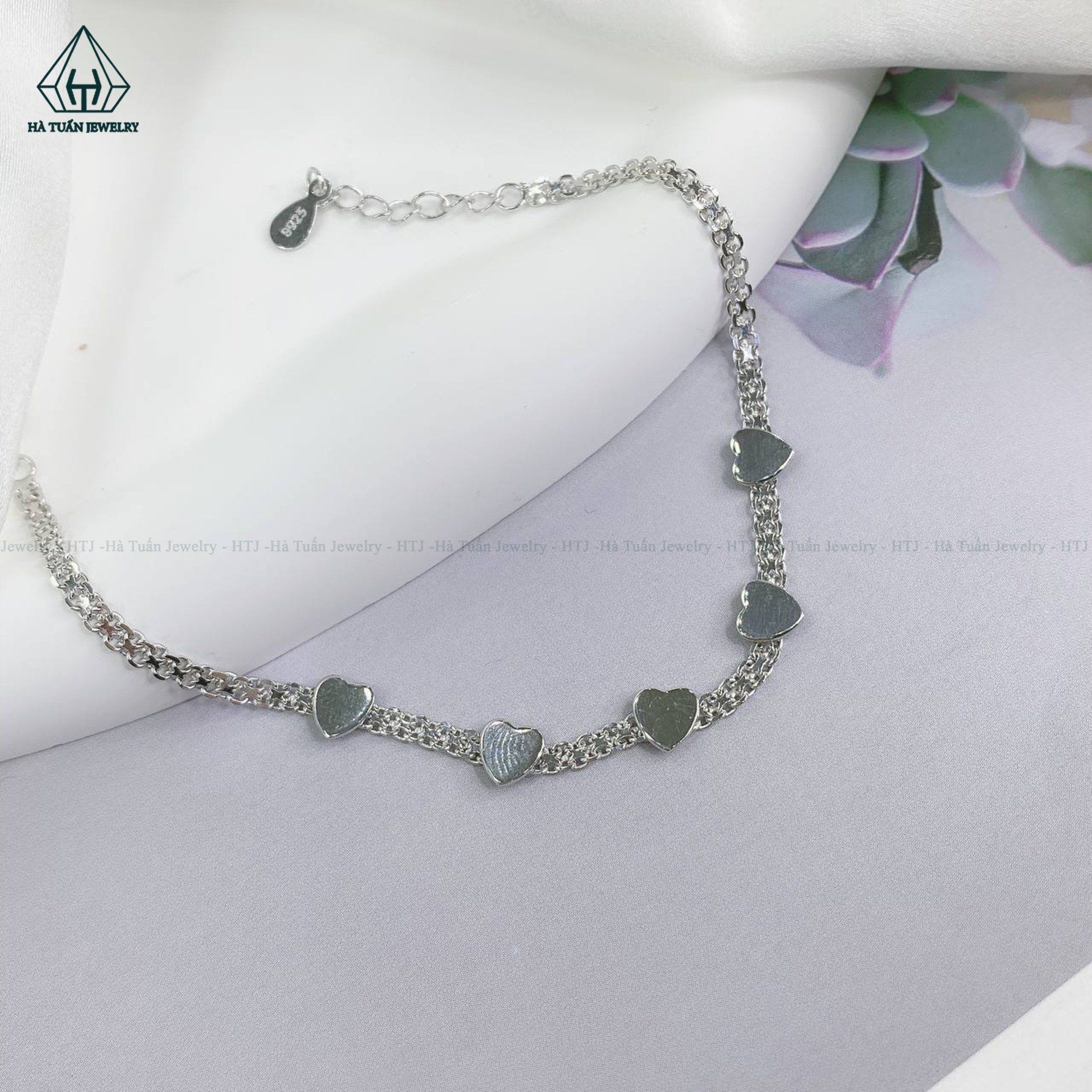 B811 Lắc tay tim