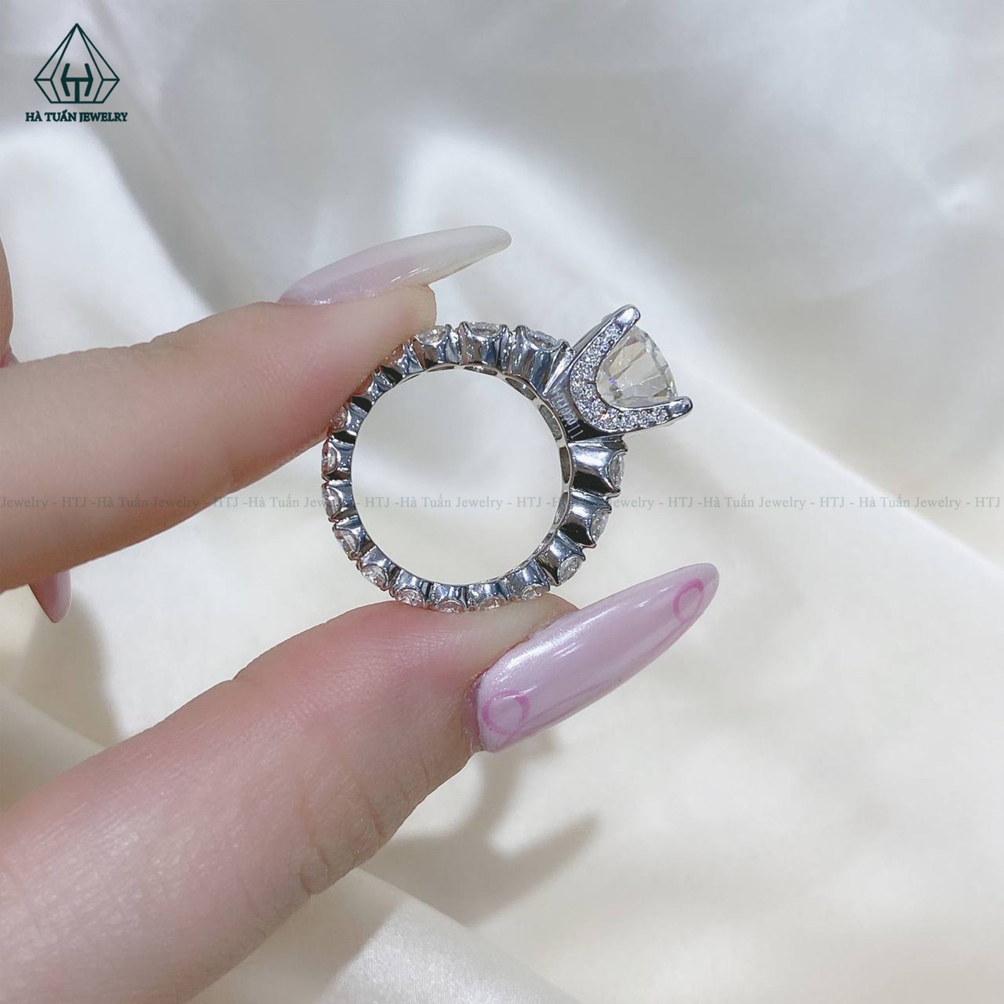 RX425 Nhẫn nữ FULL MOIS 10mm Full tấm đai