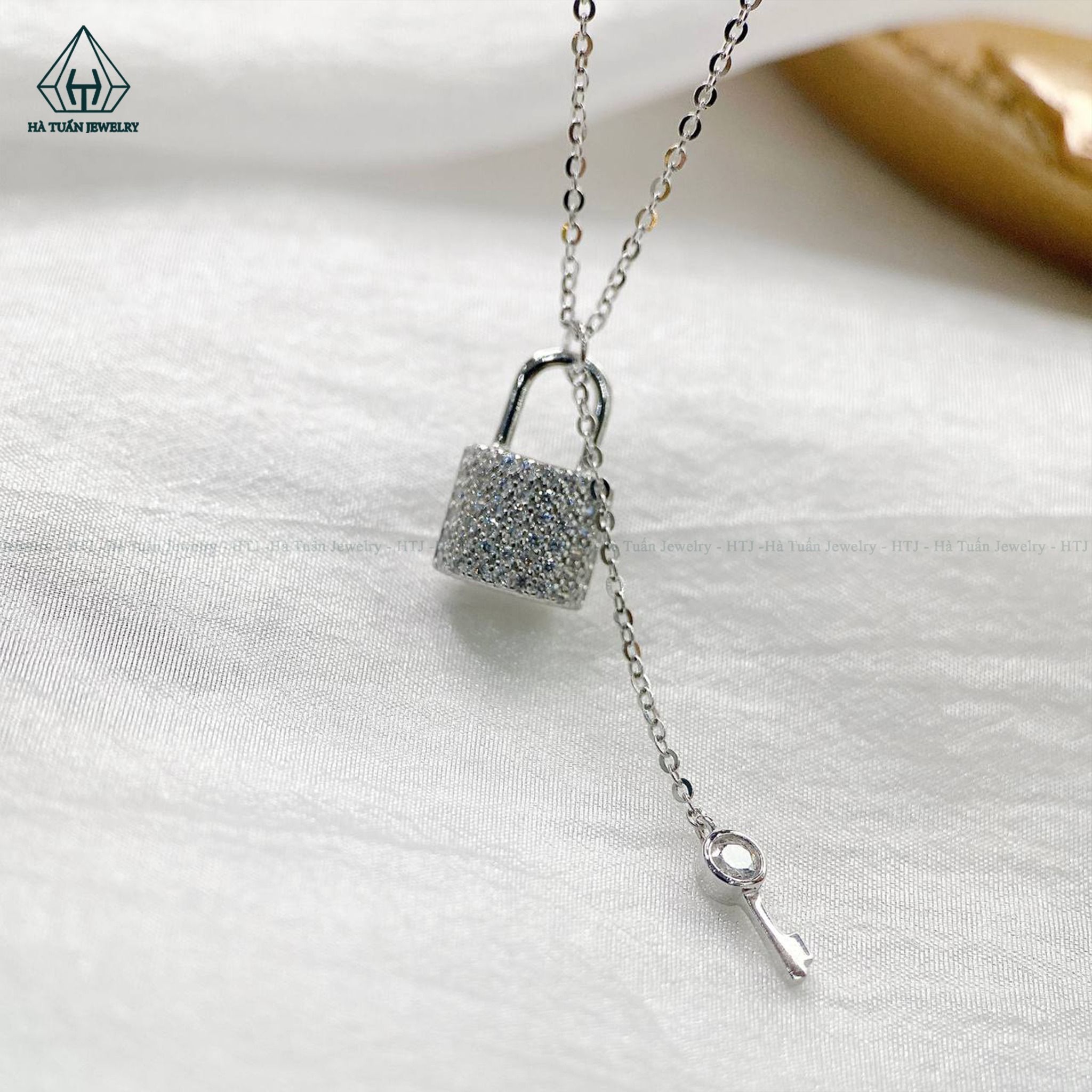 N527 Dây mặt liền ổ khoá