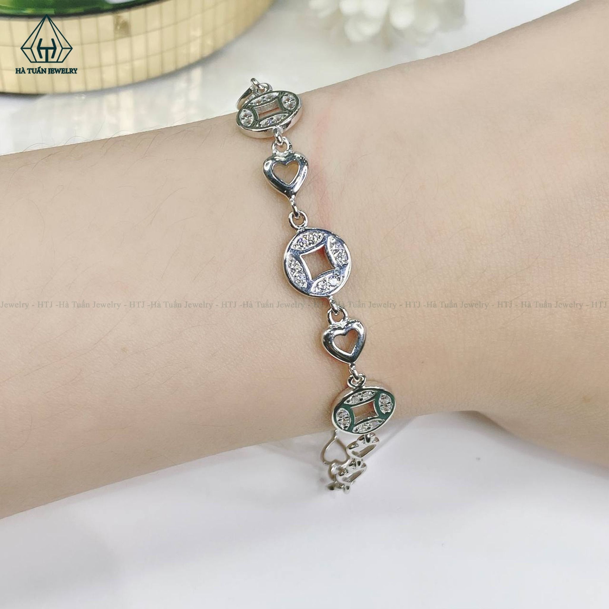 B790 Lắc đồng tiền phối tim