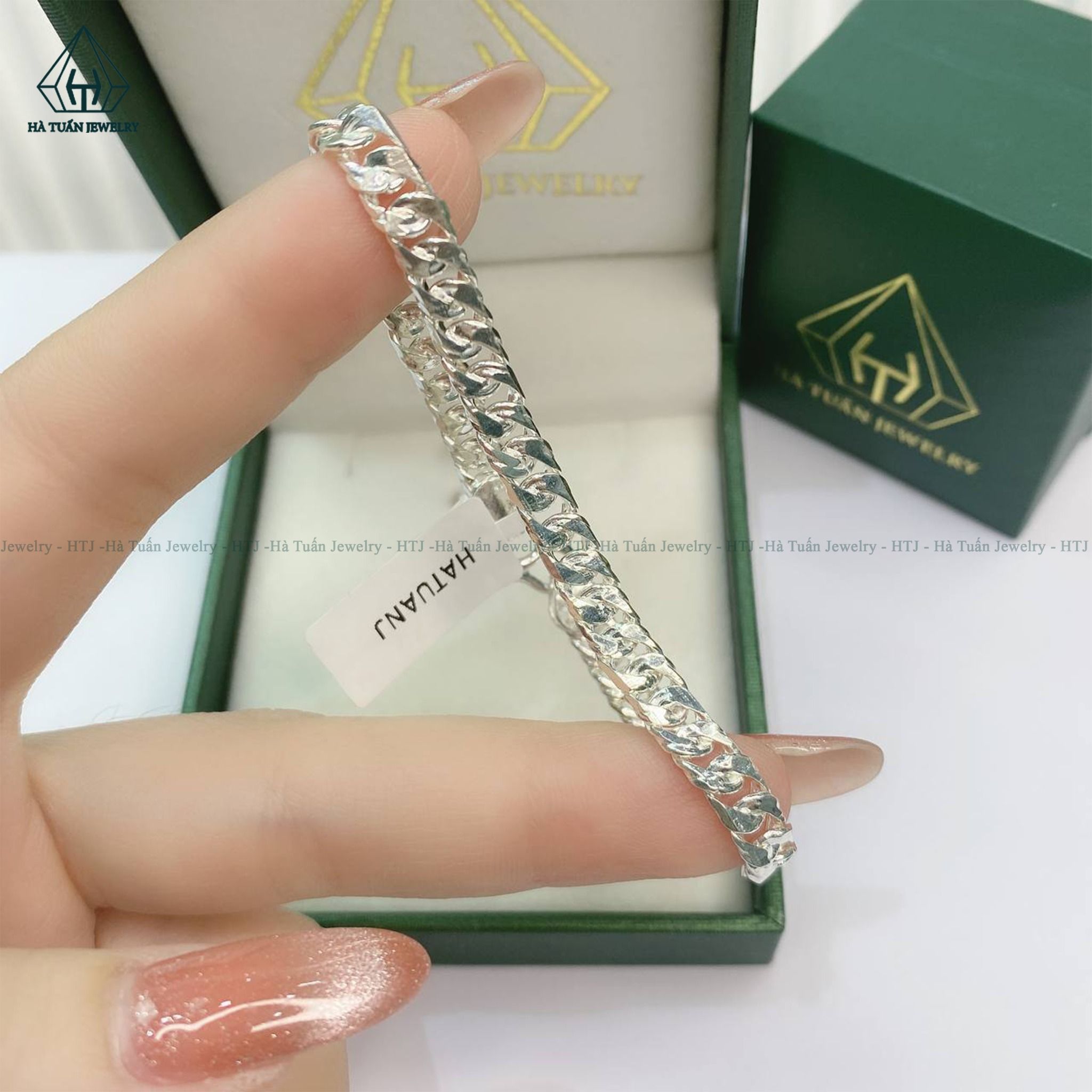 B895 5mm Lắc tay lật