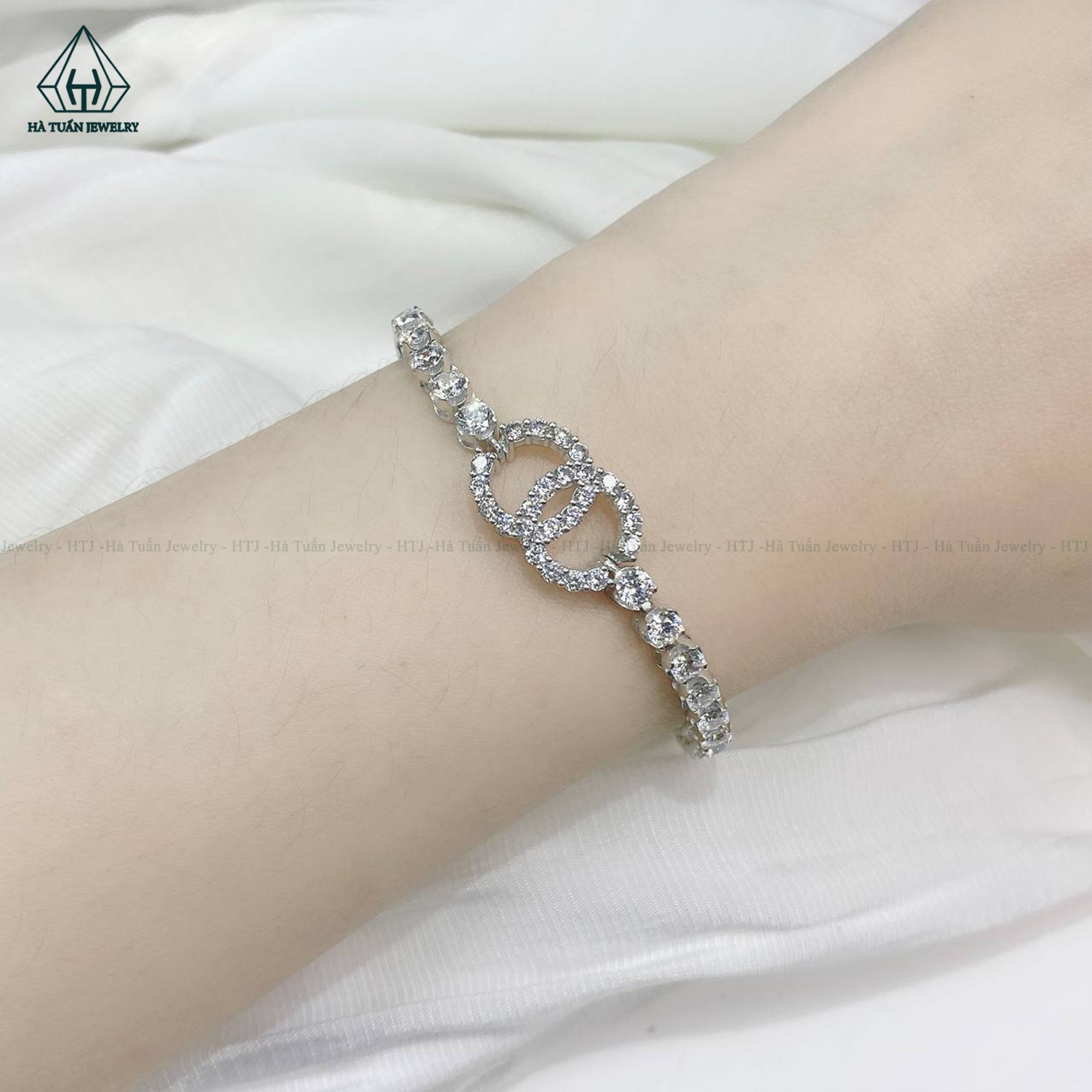 BGX168 Lắc tay Chanel
