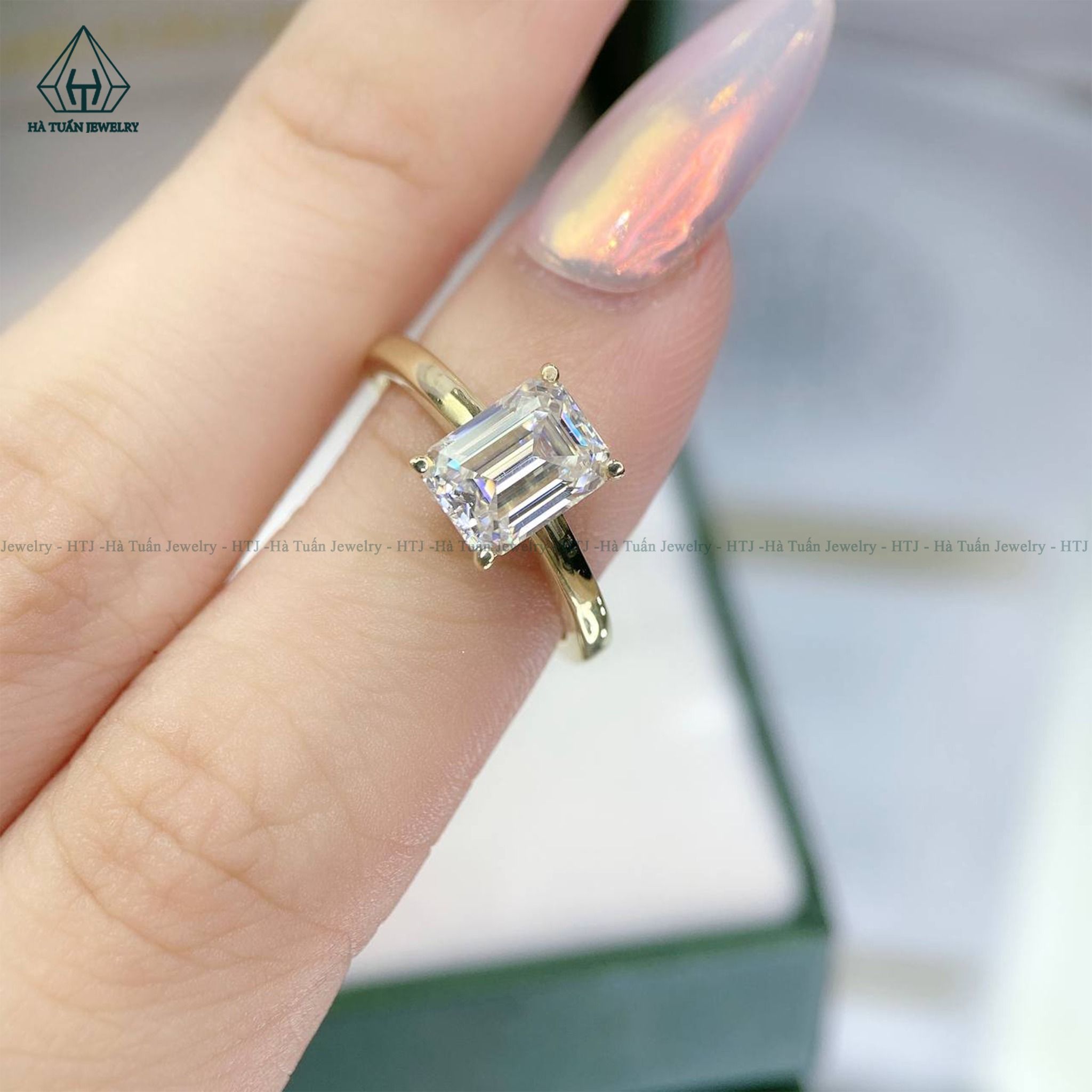 RG092 VV18K Emerald 6*8