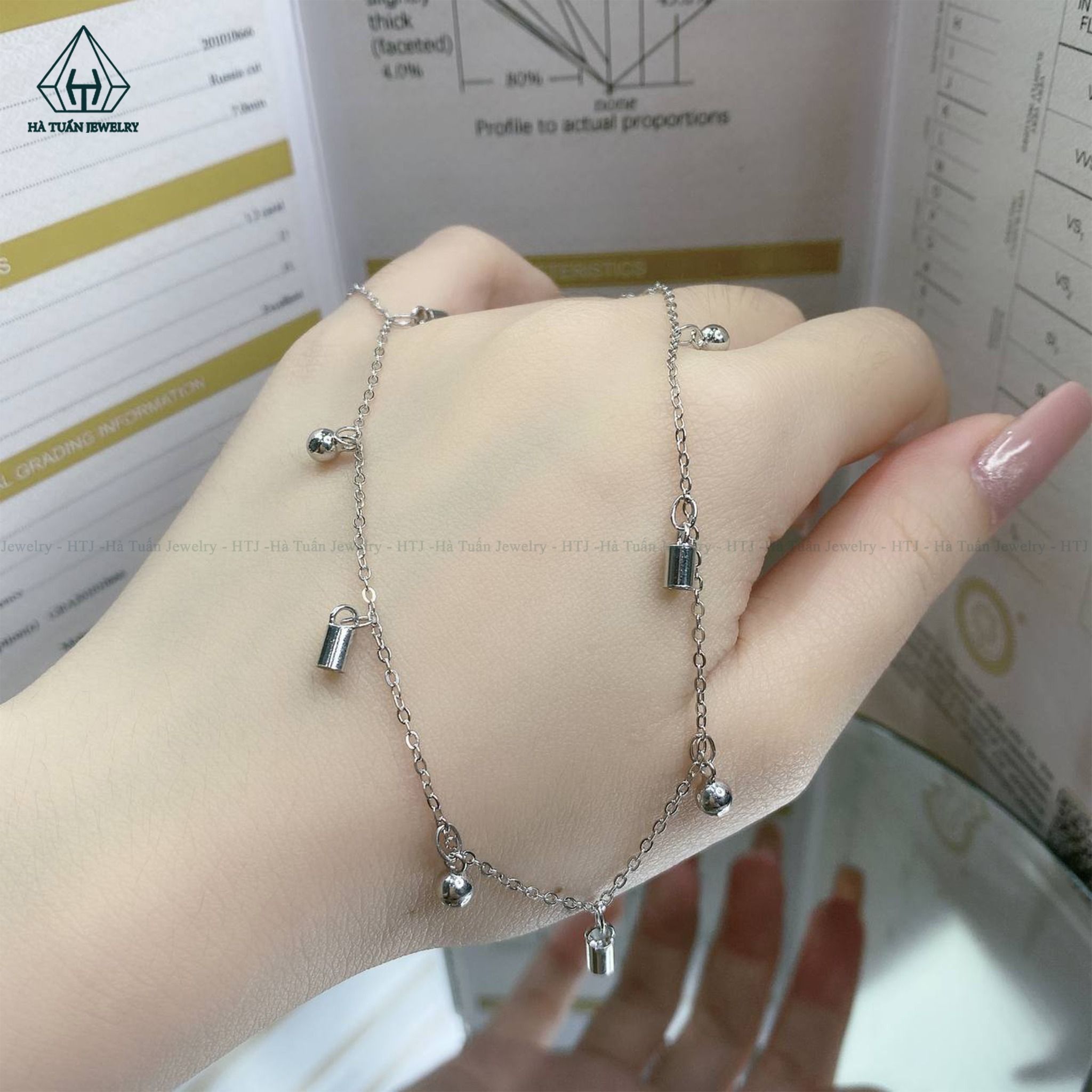 A293 Lắc chân bi trụ