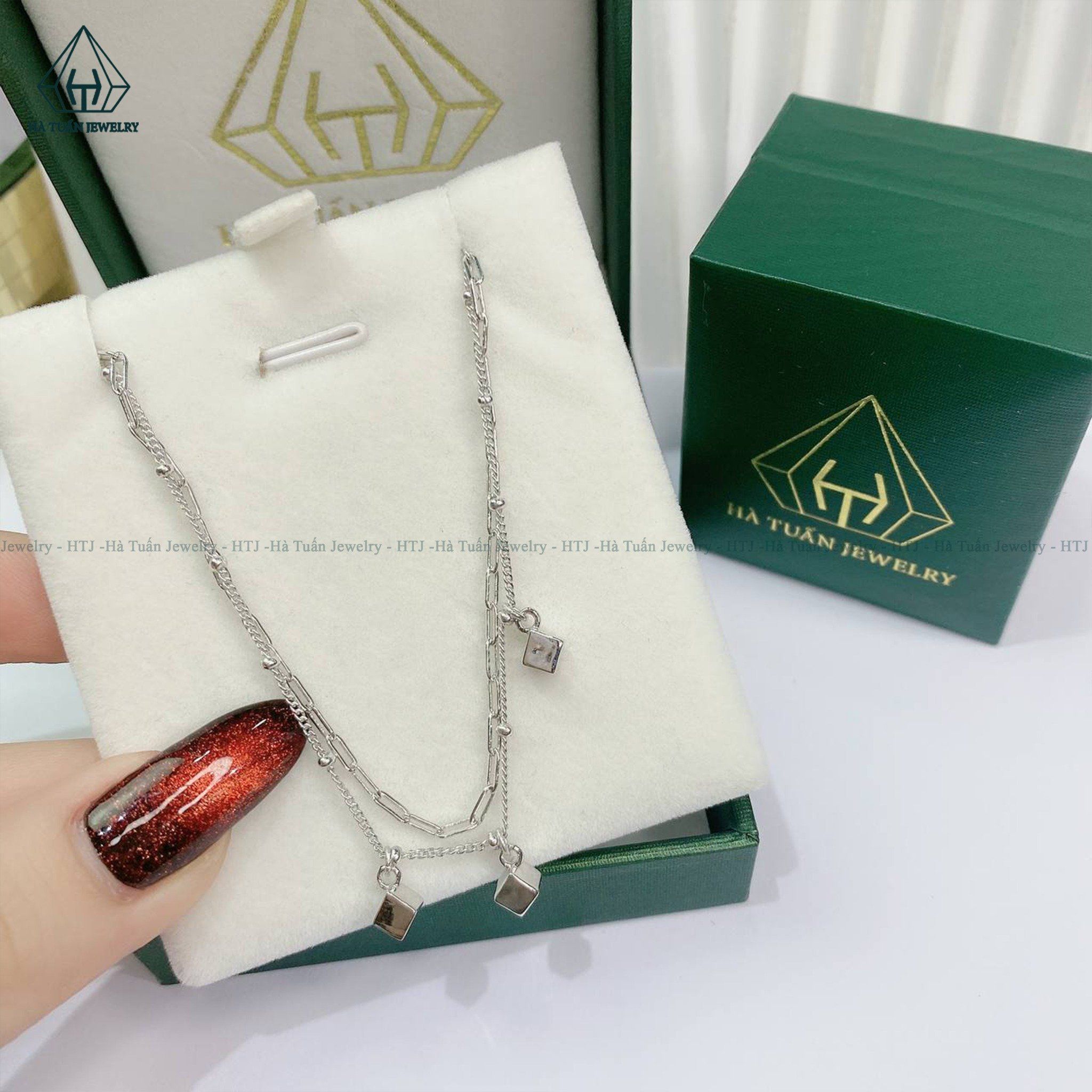 A351 Lắc chân đôi khối lập phương