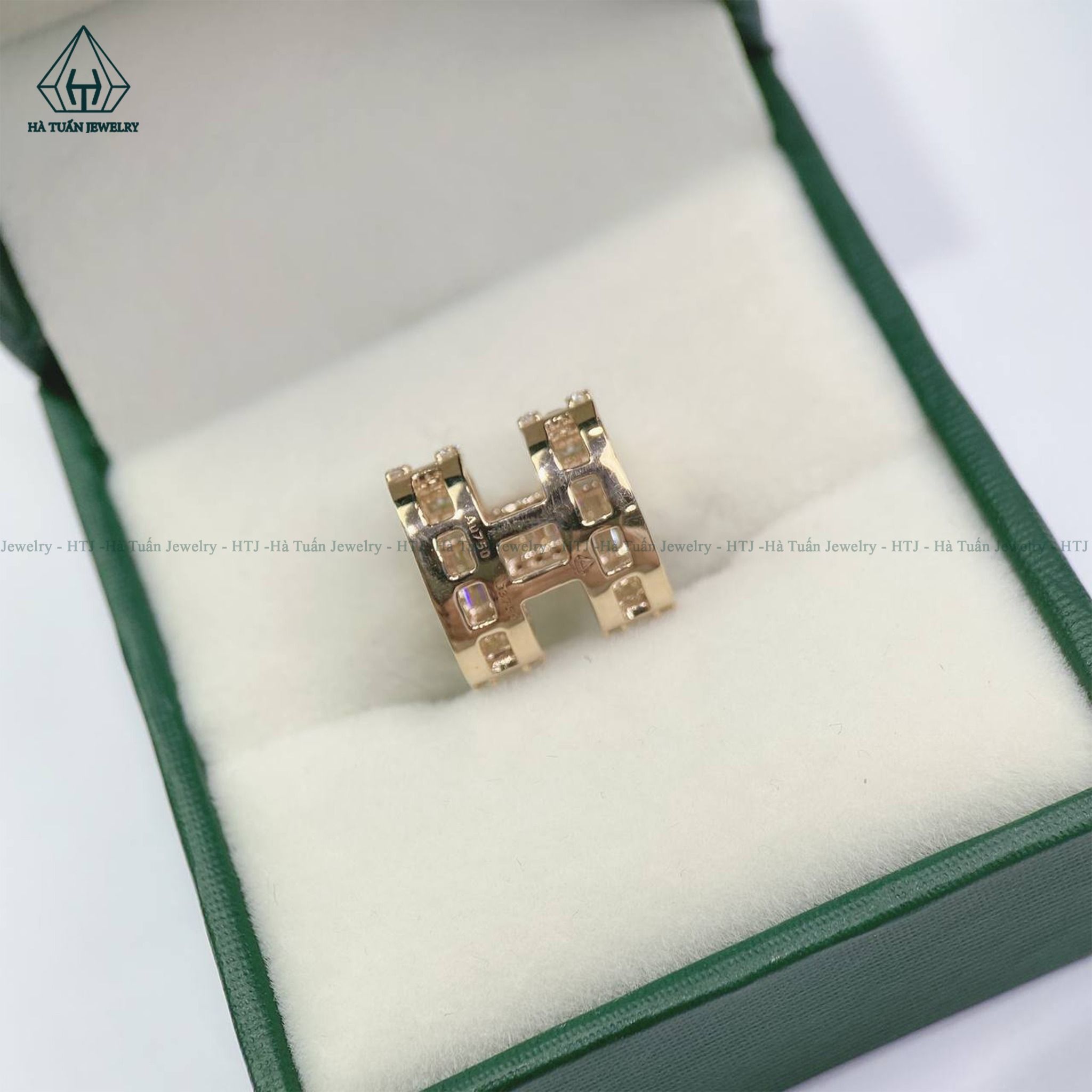 PG039 VH18K Mặt dây chữ H