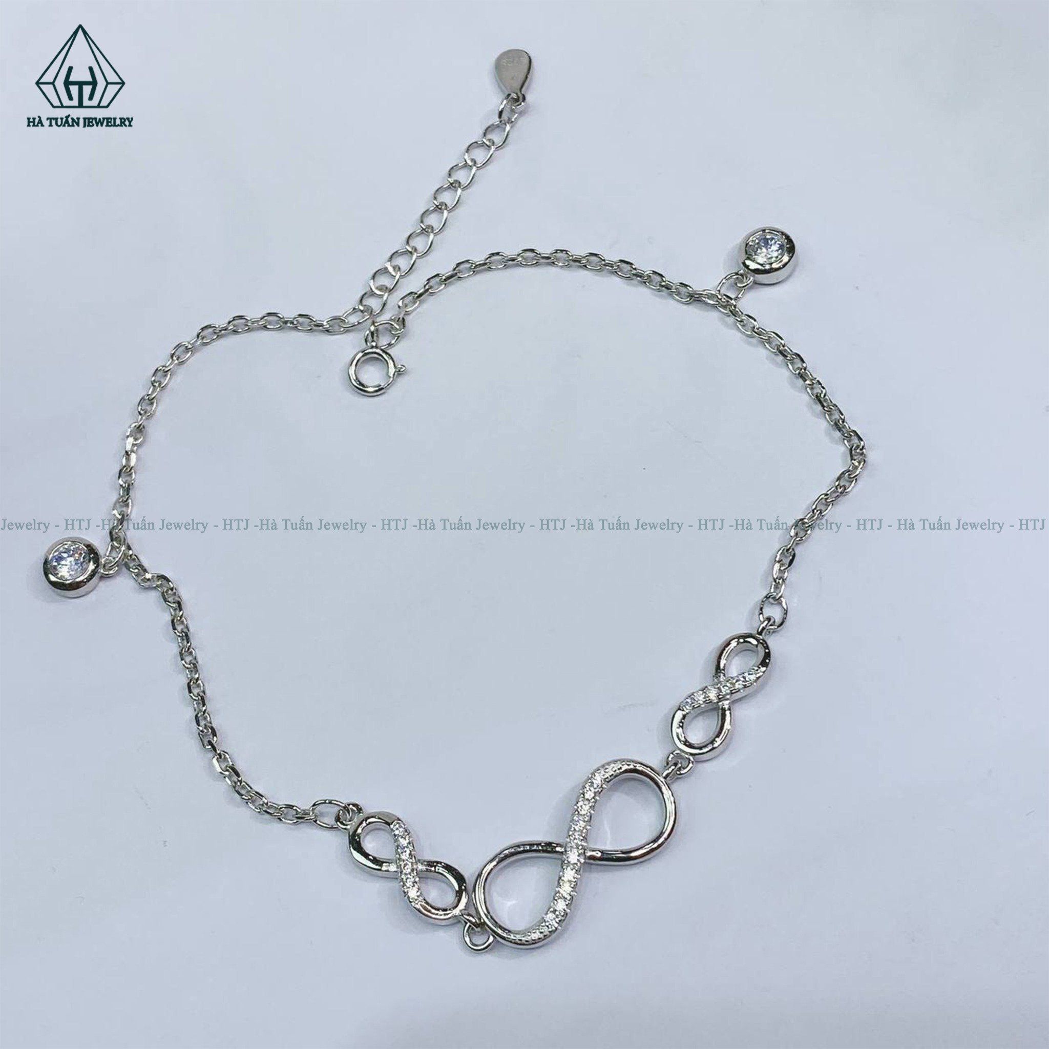 A338 Lắc chân vô cực