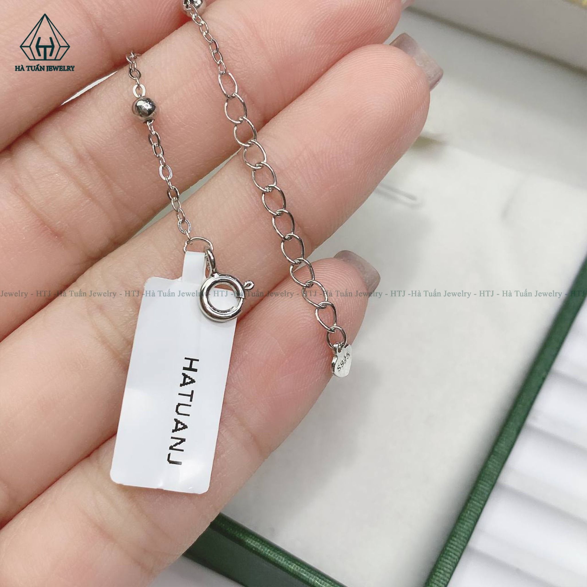 A361 Lắc chân lá móc bạc máy