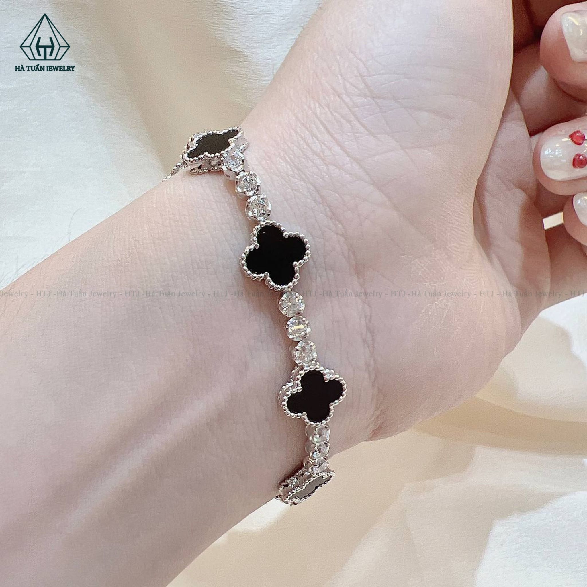 B870 Lắc tay cỏ 4 lá