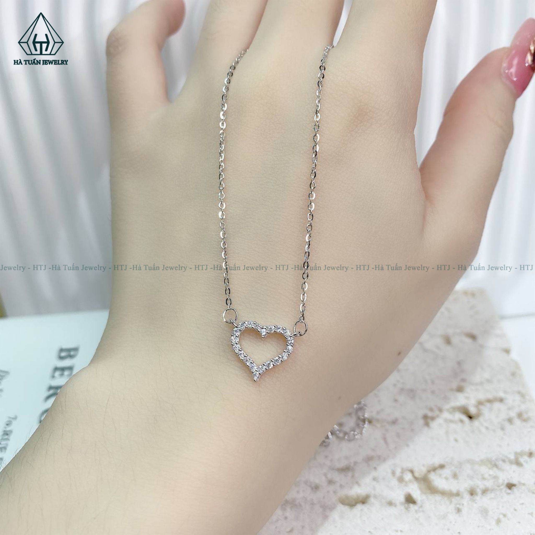 NX043 Dây mặt trái tim