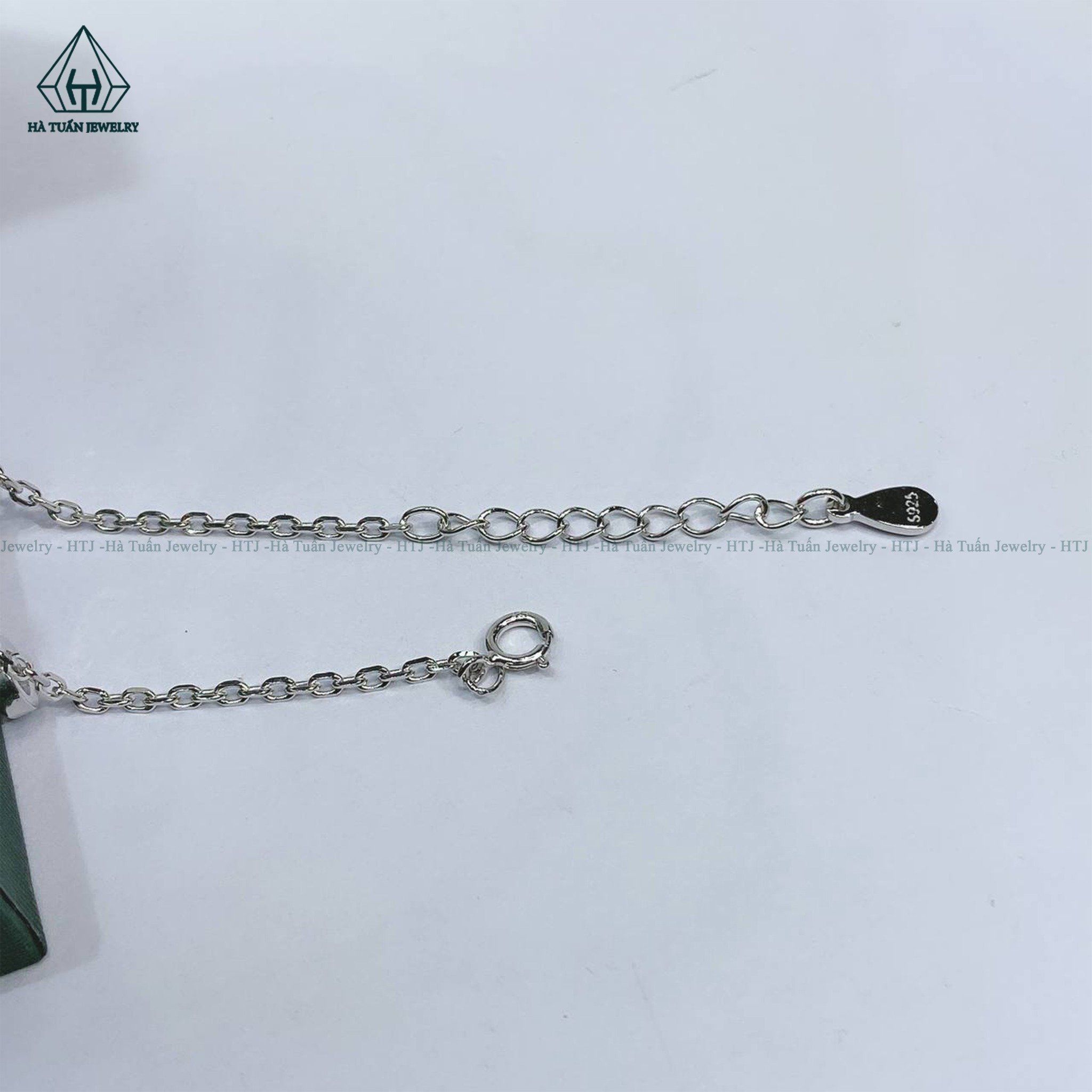 A338 Lắc chân vô cực