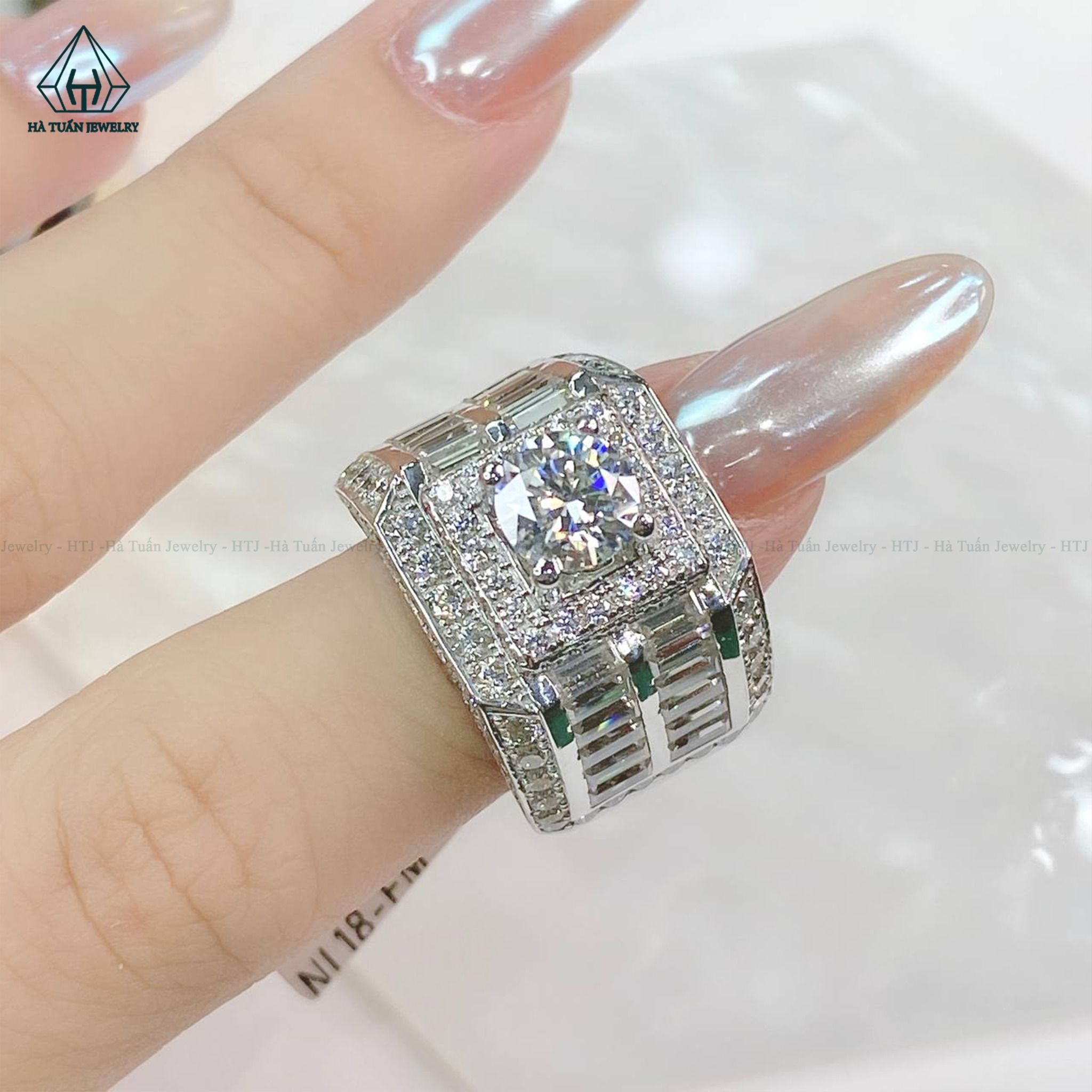 RMX142 FULL MOIS 8mm Nhẫn nam viền baguette