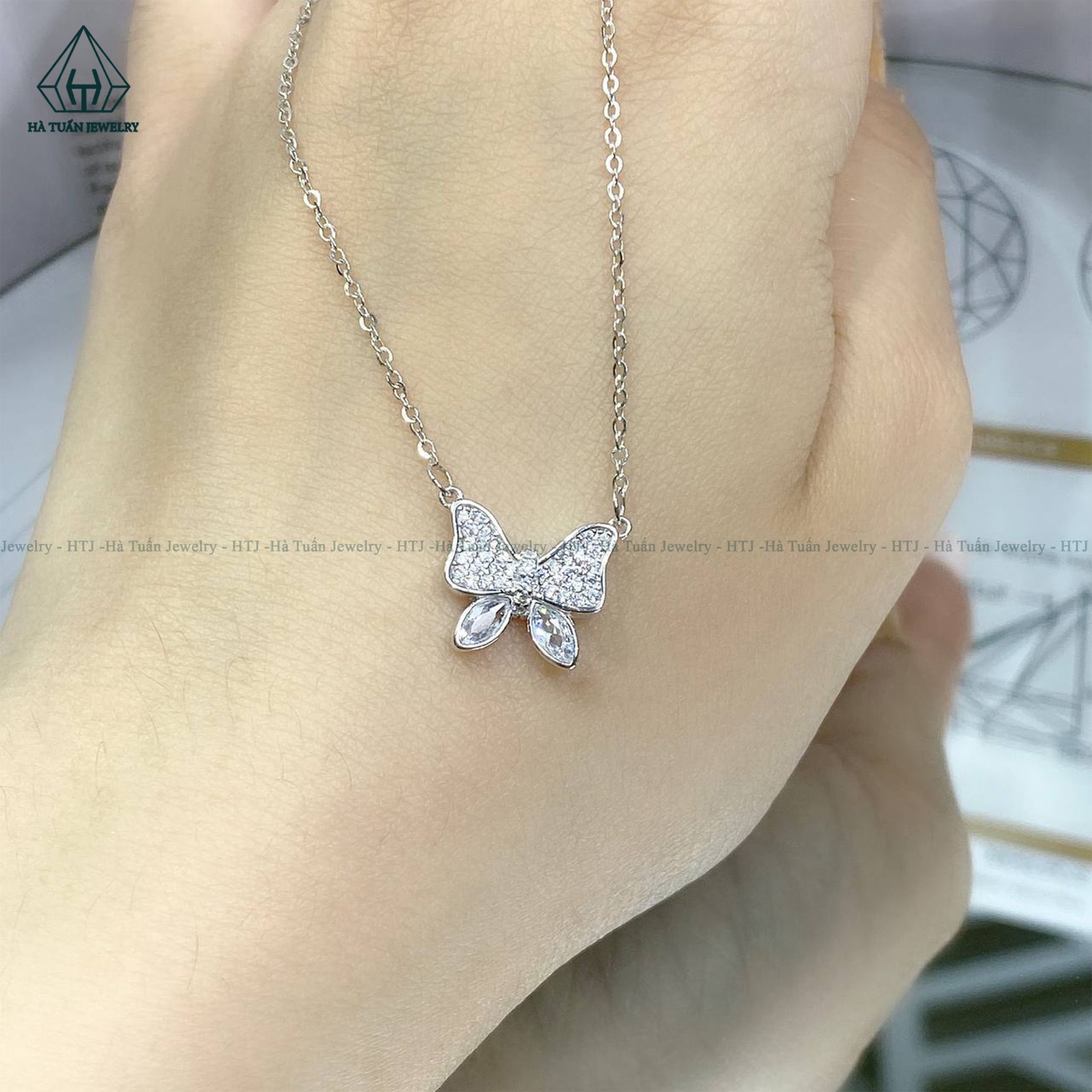 NX036 Dây chuyền nơ bướm đính đá