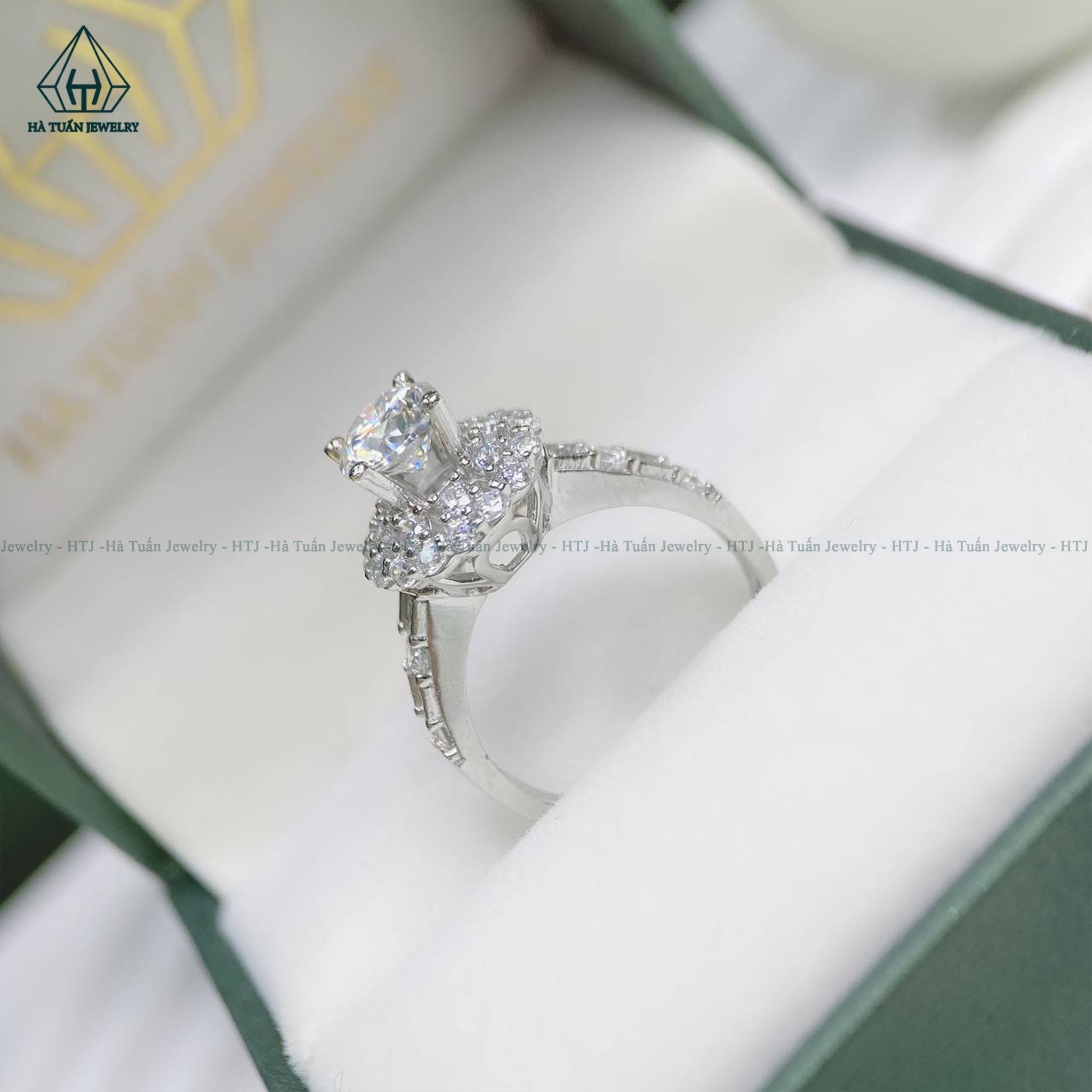 RX330 6.3mm Nhẫn nữ phối tấm baguette
