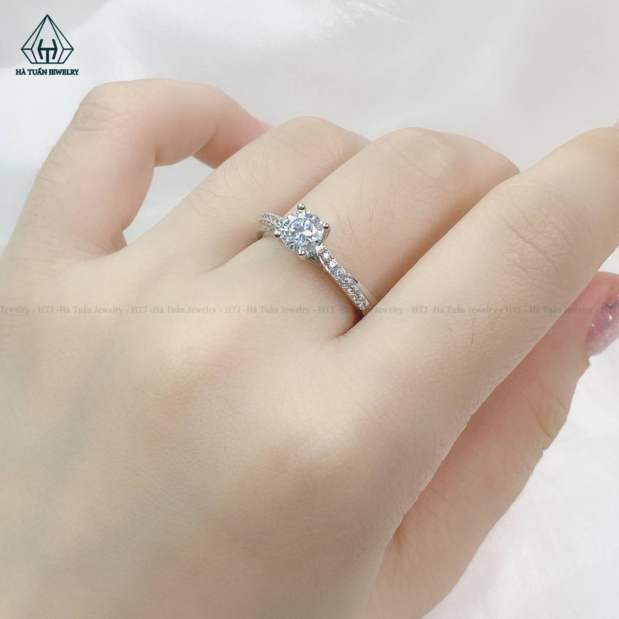 RX381 5.4mm Nhẫn nữ đai bắt chéo