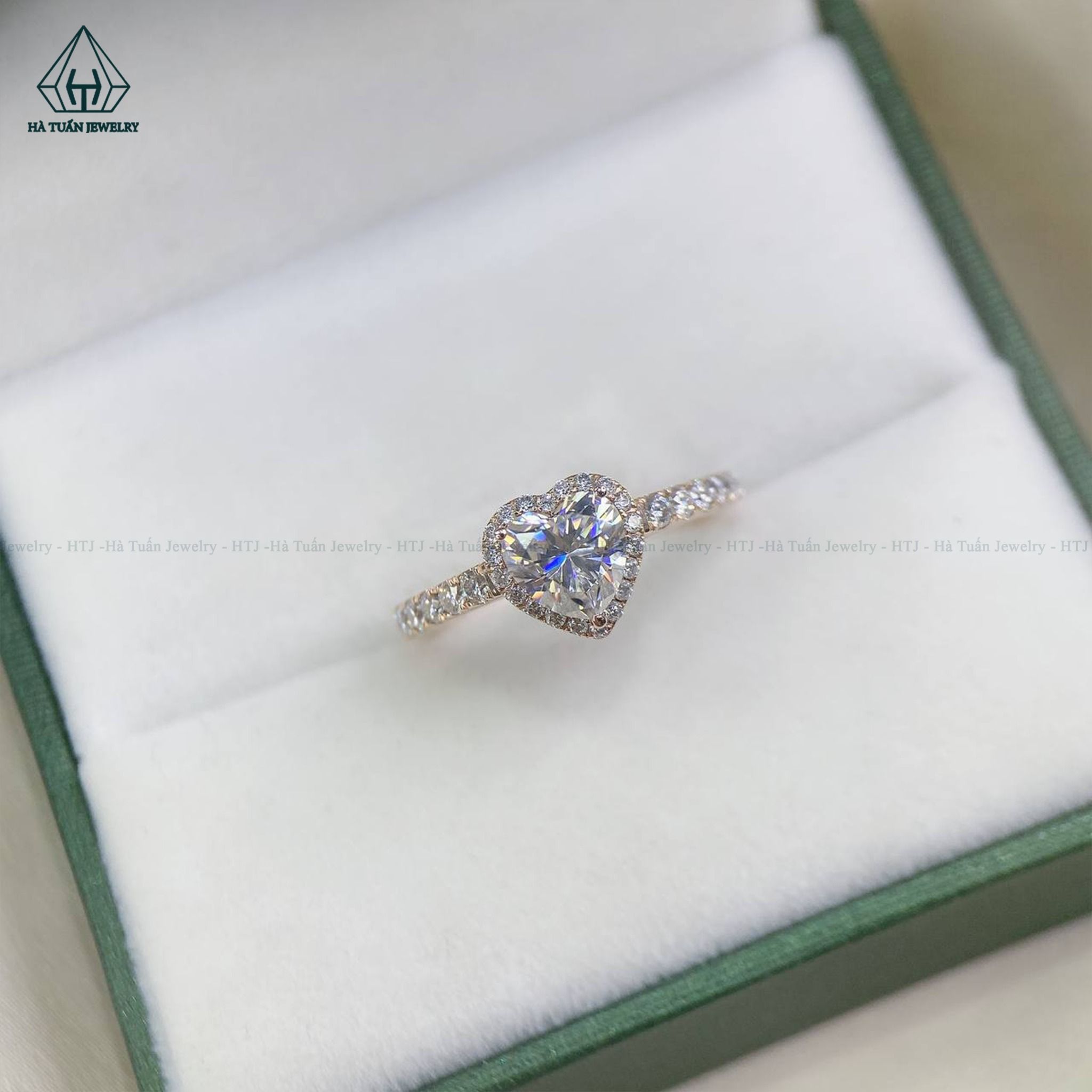 RG193 VH18K Heart 6x6mm