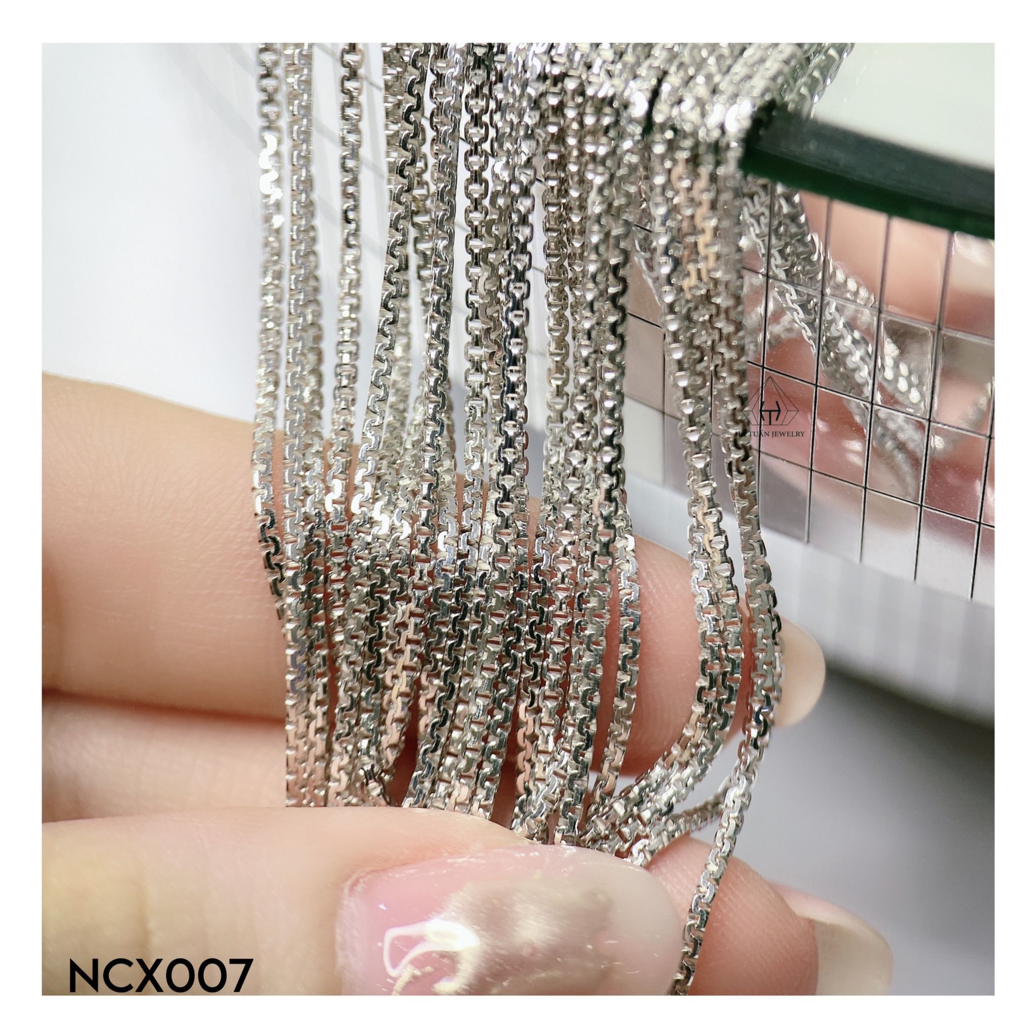 NCX007 1.2mm Dây chuyền hộp nhỏ