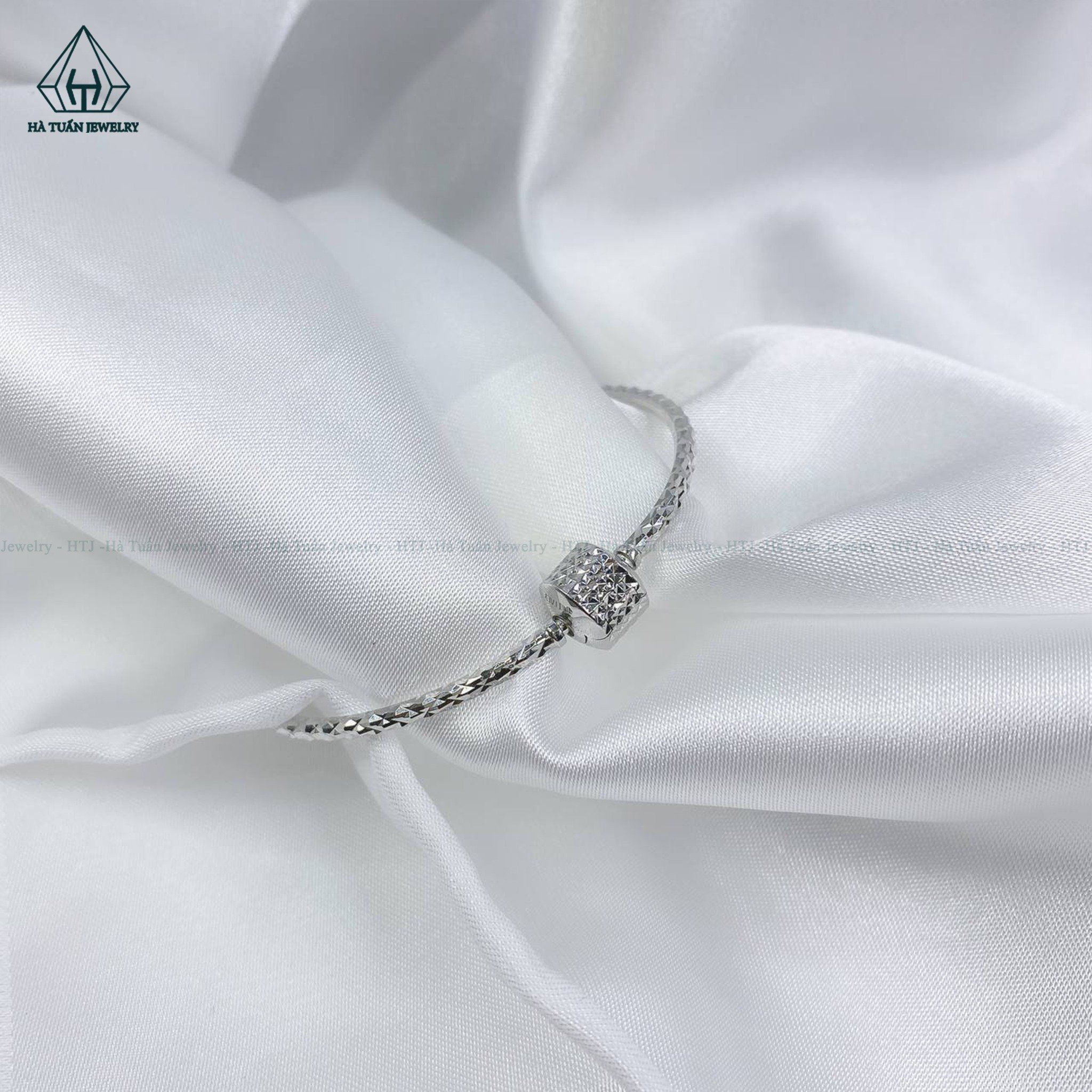 B823 vòng cứng khoá trụ
