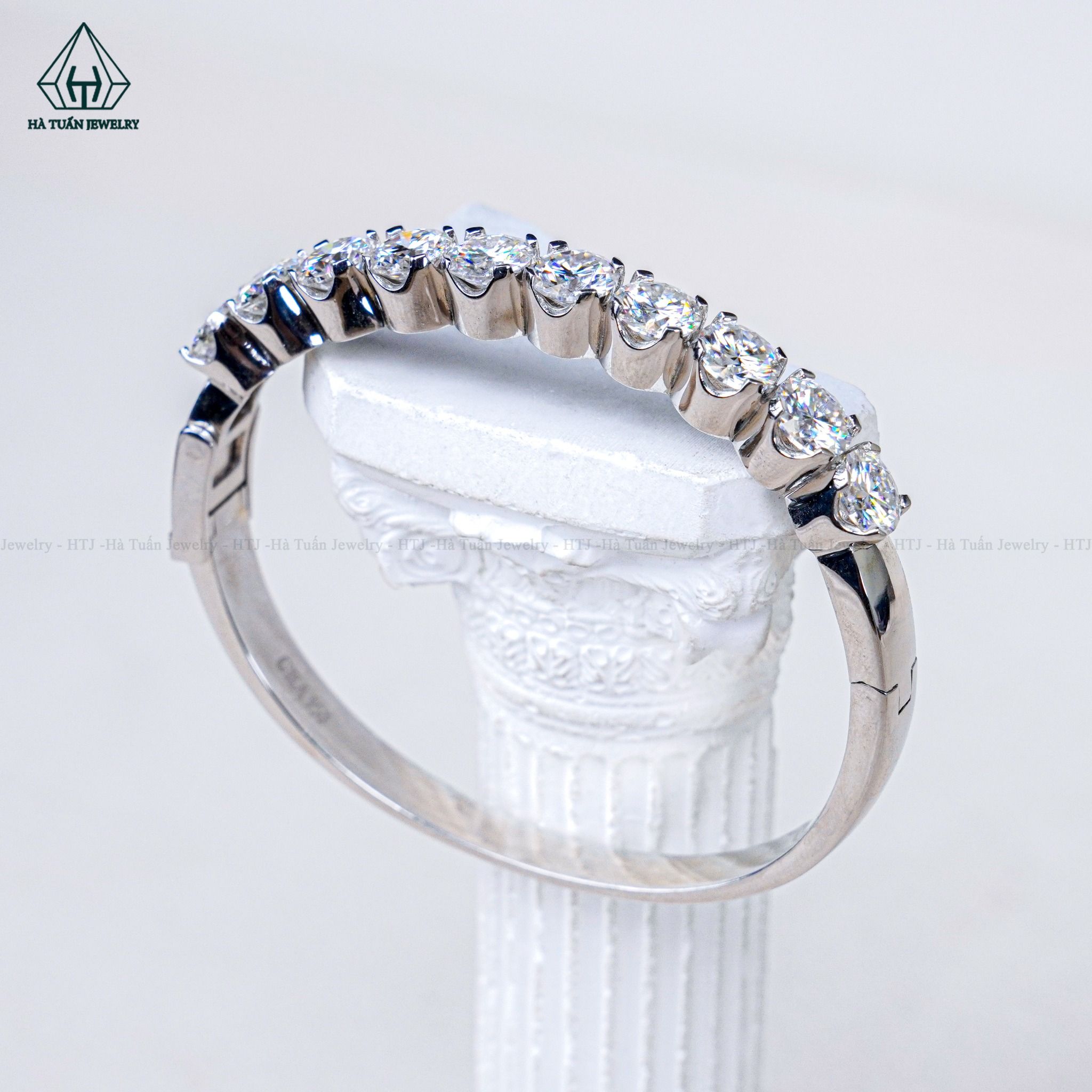 BGX186 Vòng cứng nửa hàng đá 6mm