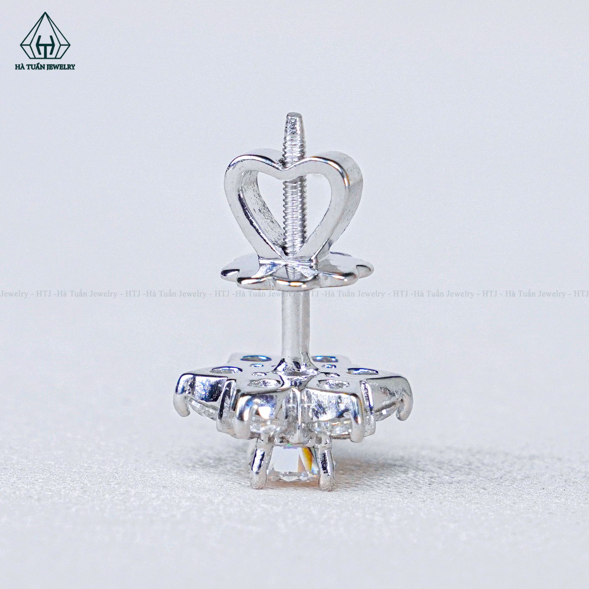 EX269 FULL MOIS 4mm Bông tai 6 cánh nhọn