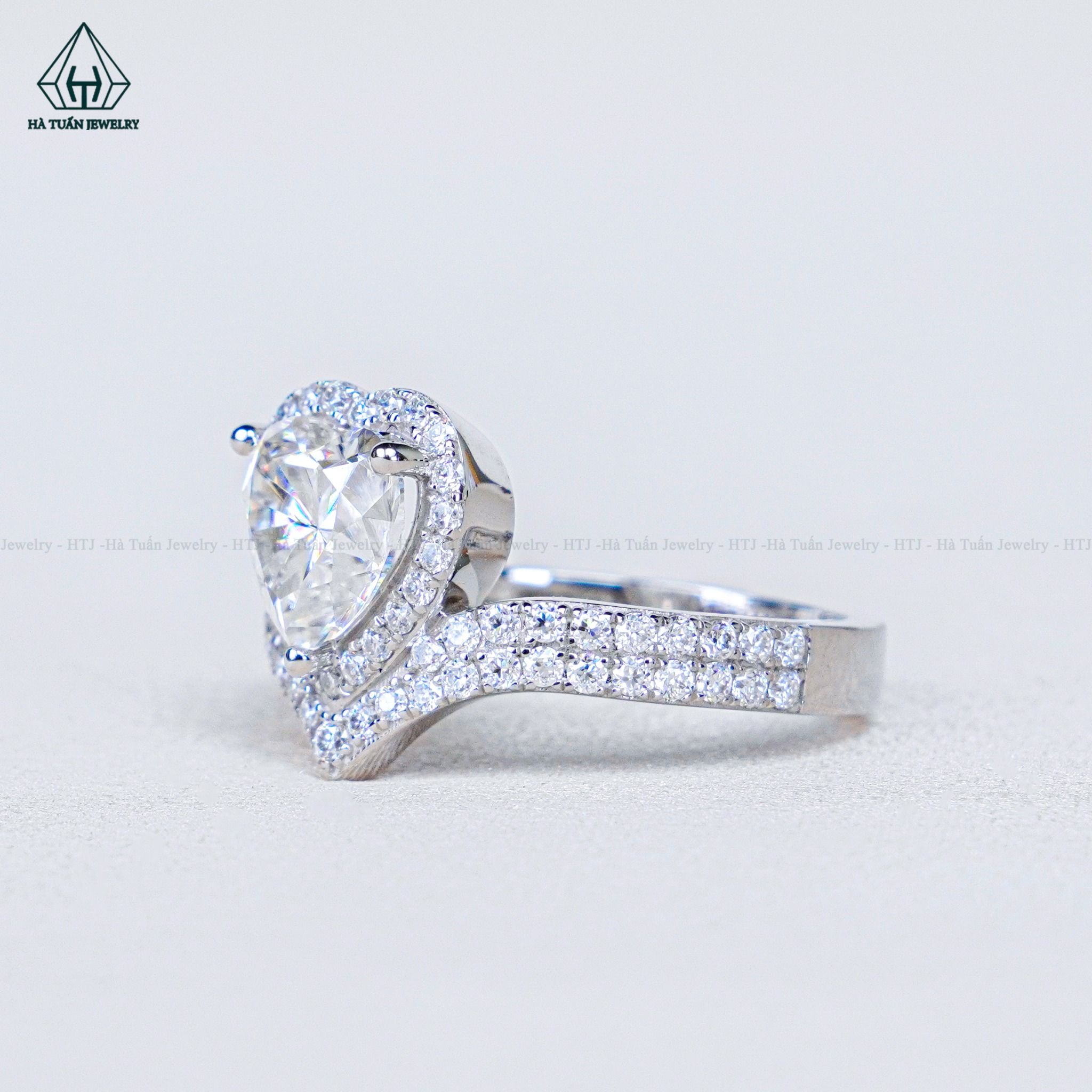 RG268 VT10K Heart 7*7mm