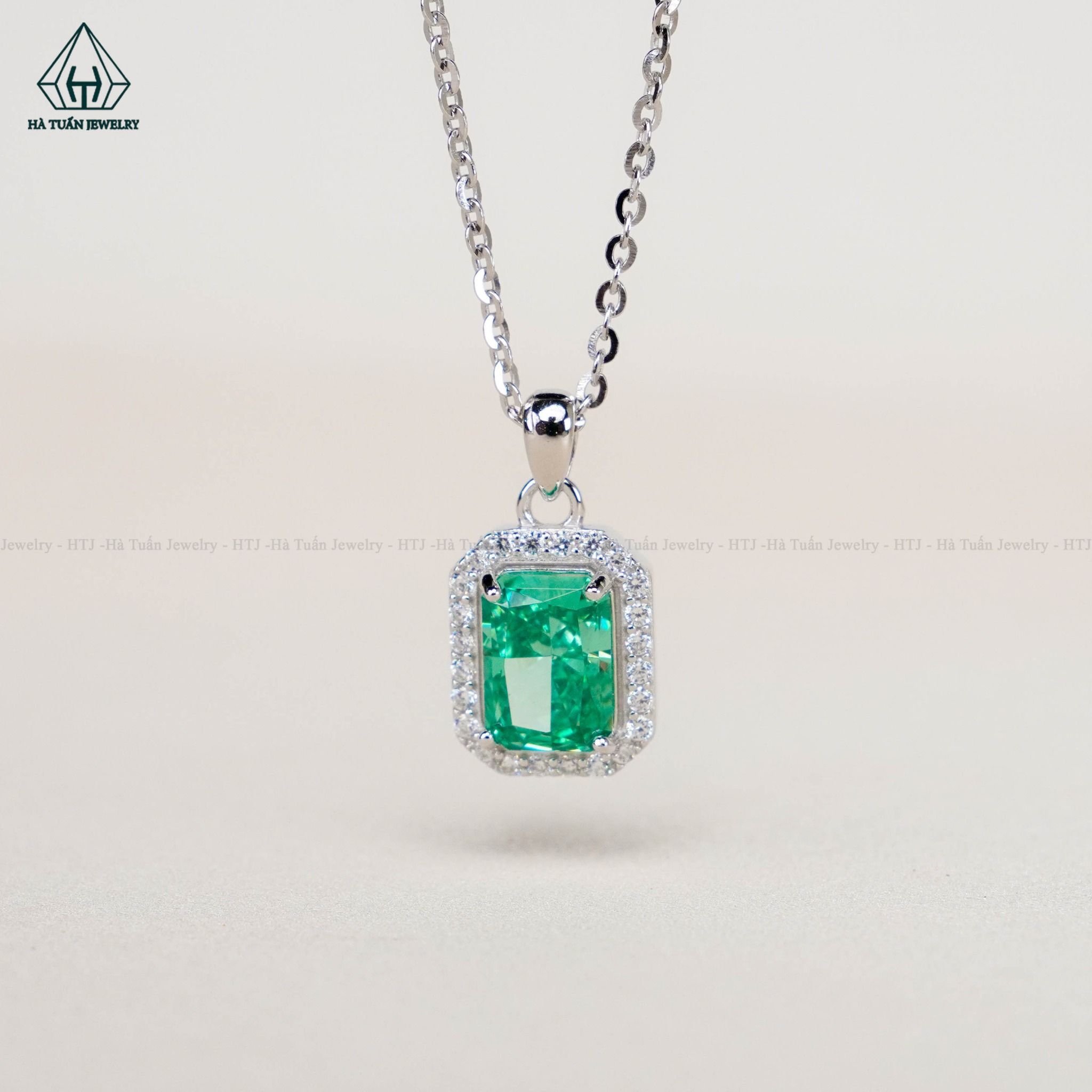 N568 Dây mặt liền đá xanh lá