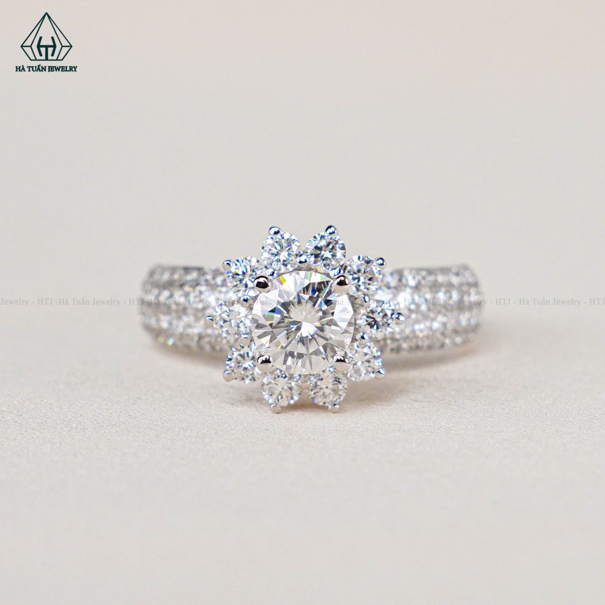 RG221 VT10K Lab Diamond 5.4mm MONTE(DEF)