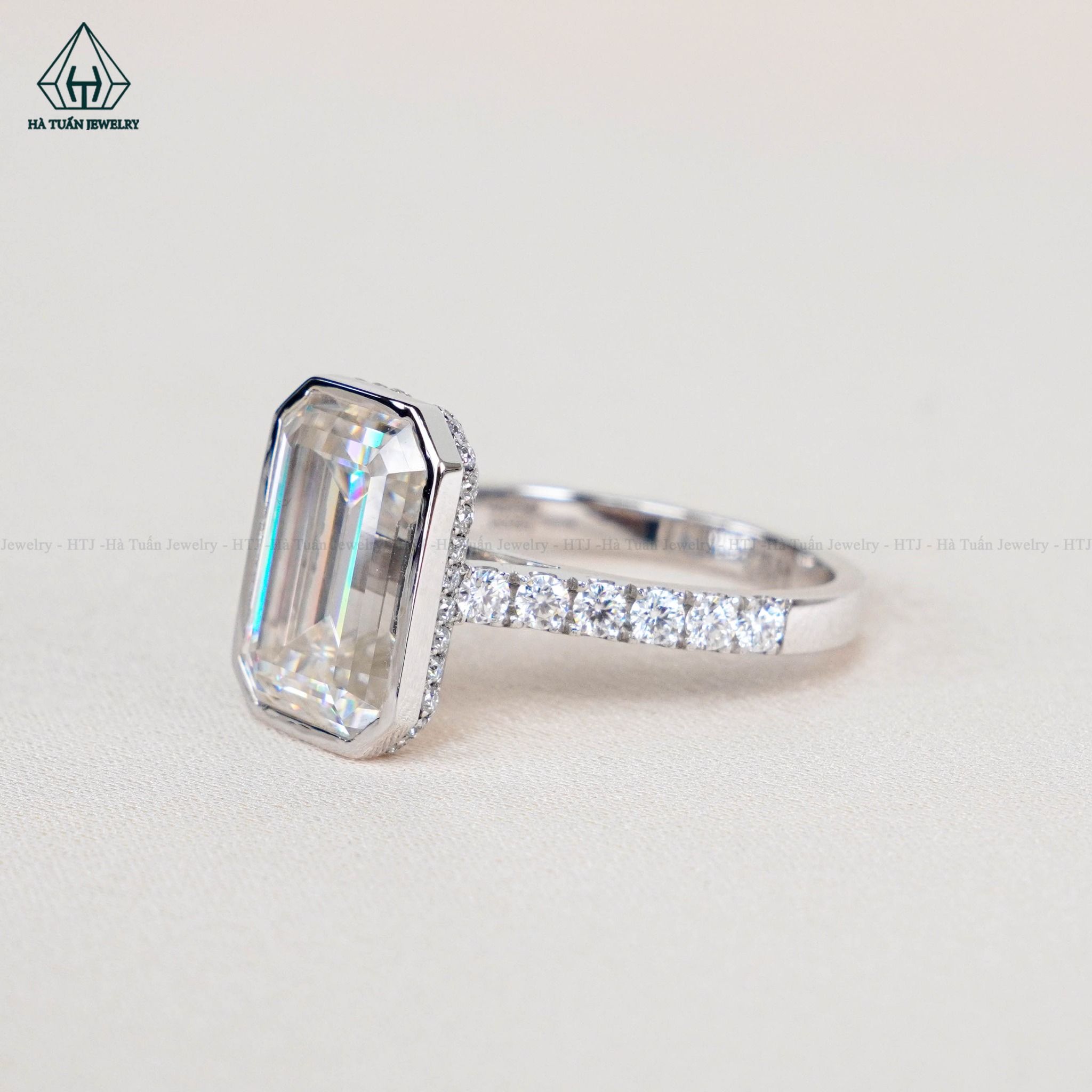 RG223 VT18K Emerald 8*12