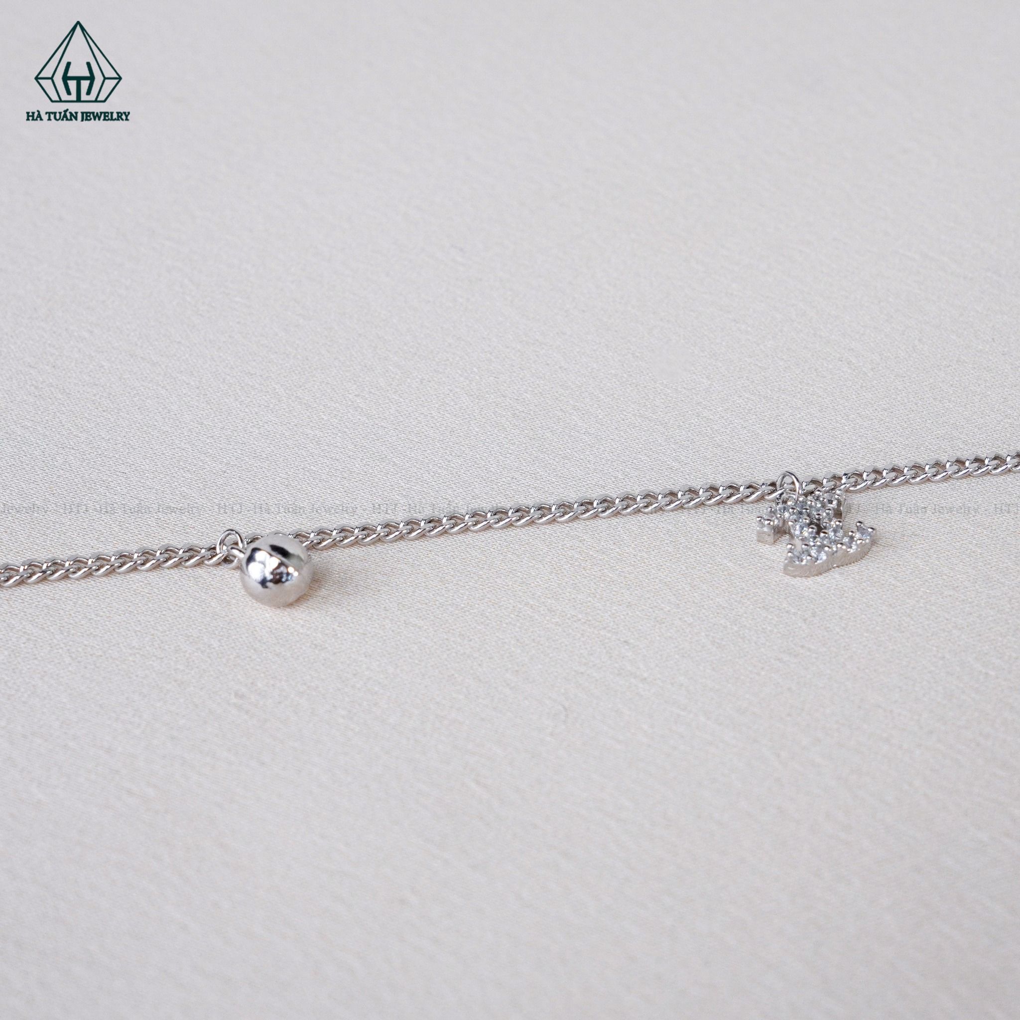 A415 Lắc chân c.h.a.n.e.l xích lật