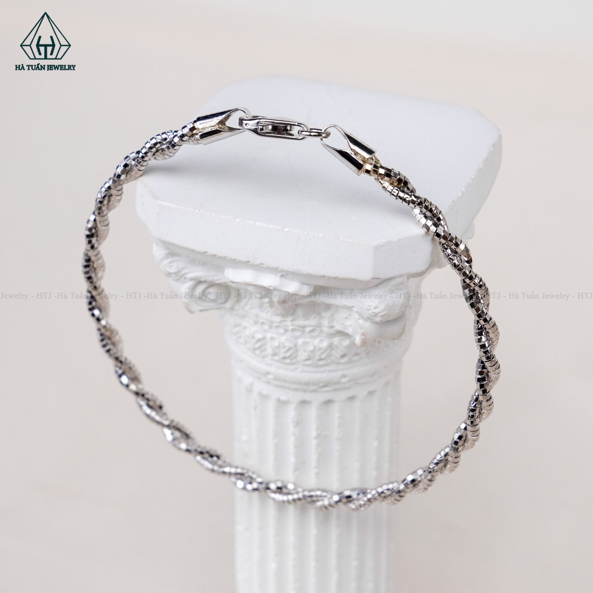 BGX167 Lắc tay xoắn