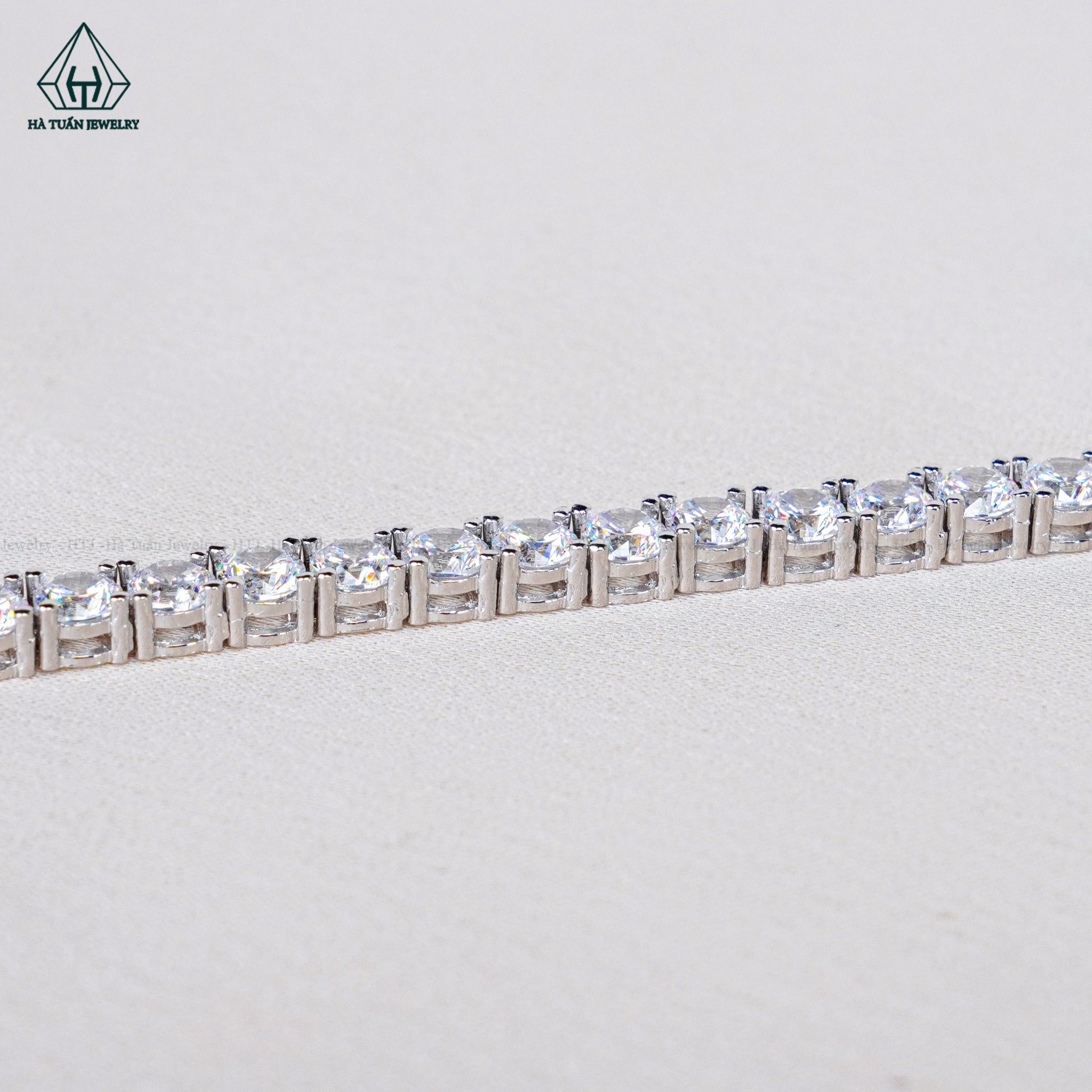 BGX006 Đá CZ 4mm