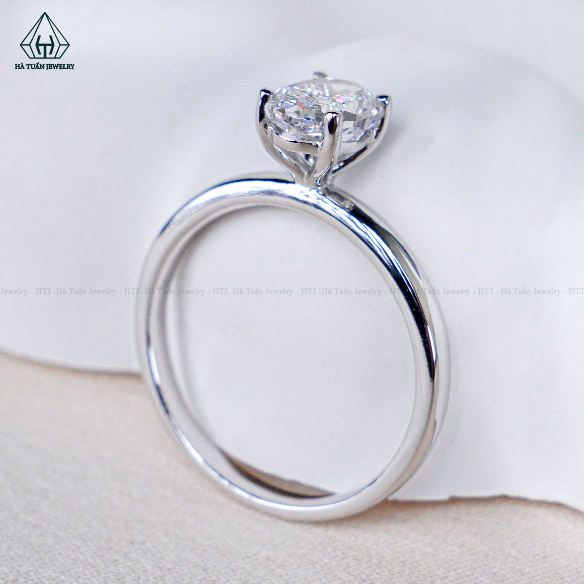 RG251 VT14K Lab Diamond Oval 5*7mm