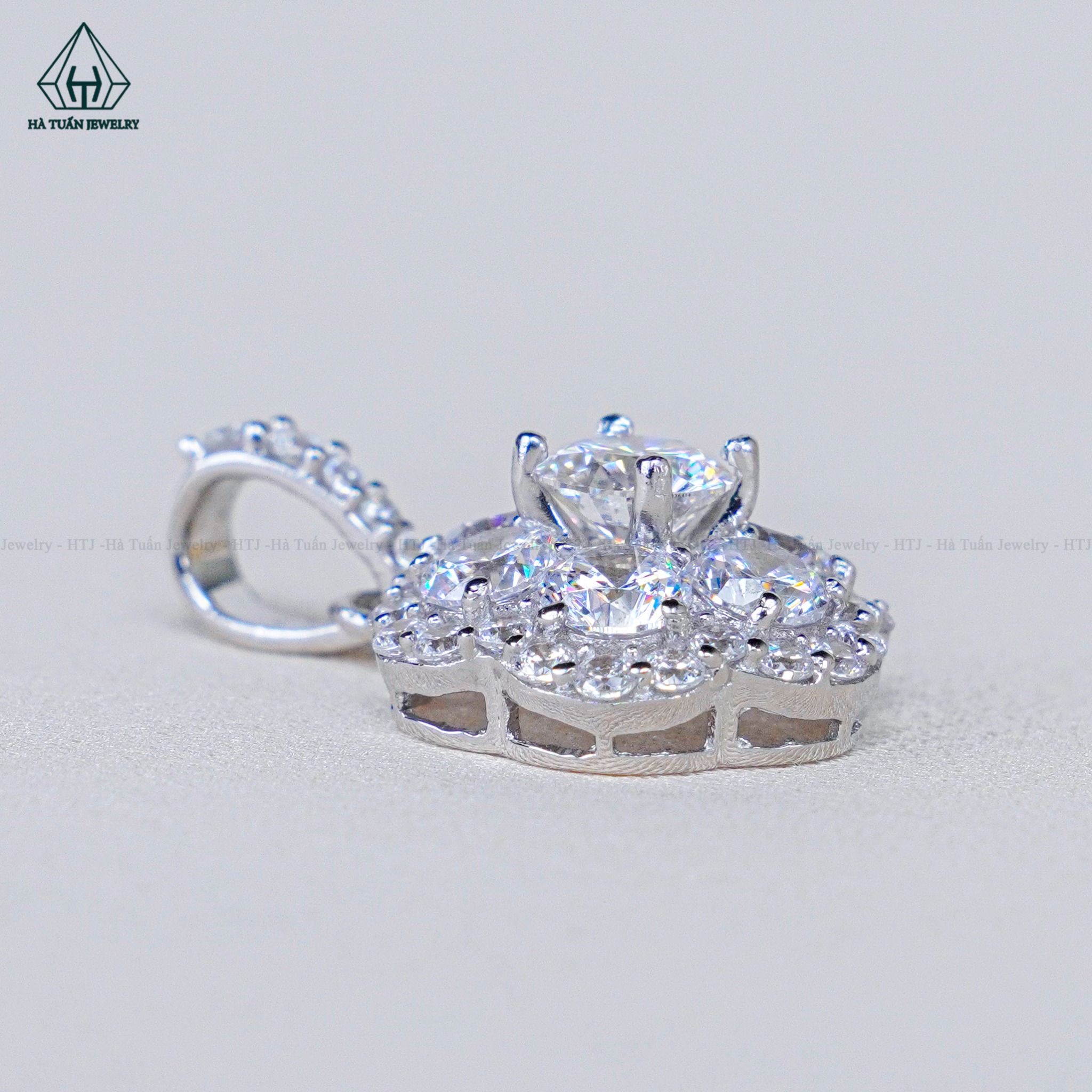 PX163 5.4mm Mặt dây hoa đá