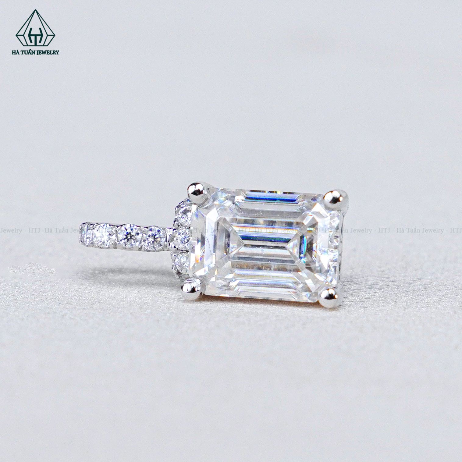 PG052 VT10K 5*7mm Emerald
