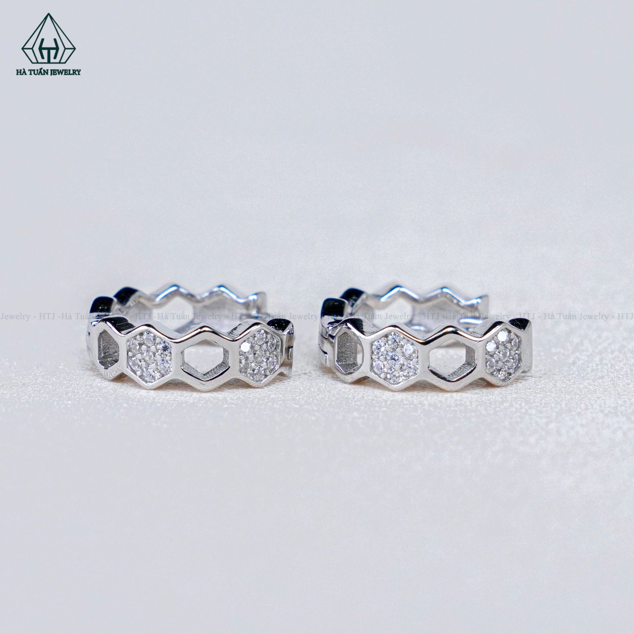 E035 Bông tai khoen lục giác