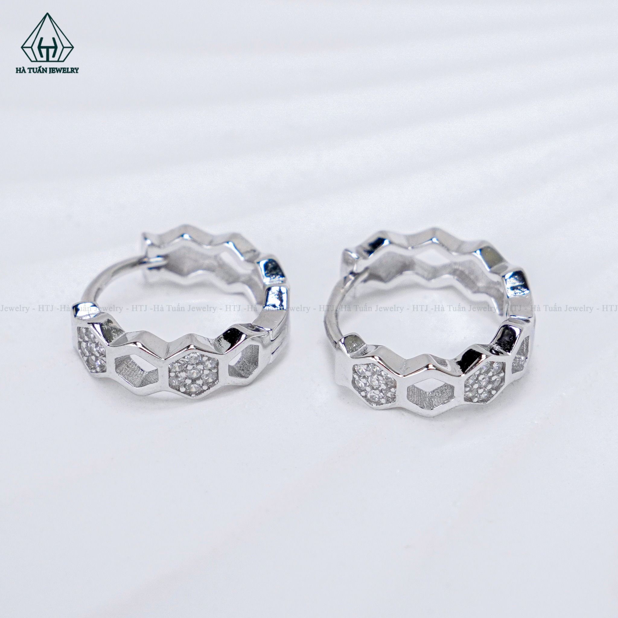 E035 Bông tai khoen lục giác