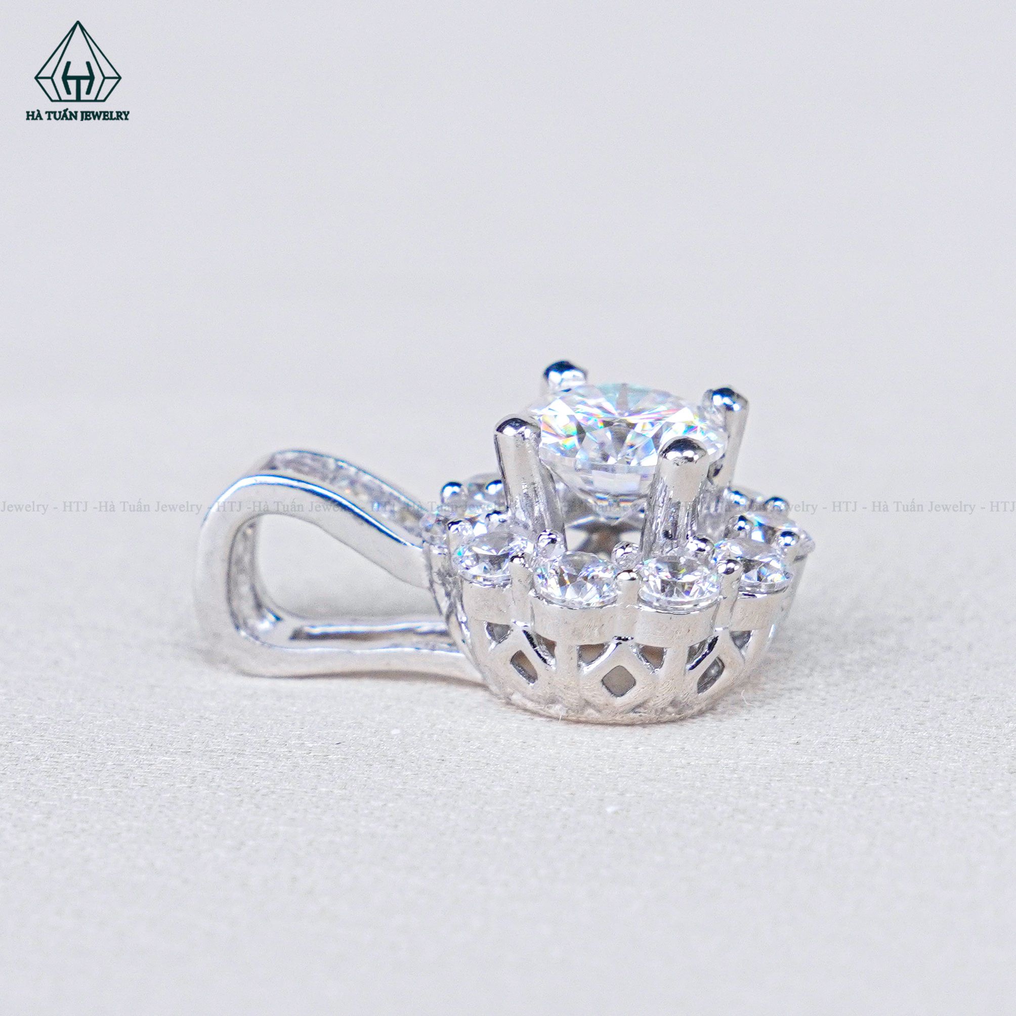 PX017 6mm Mặt dây hoa đá