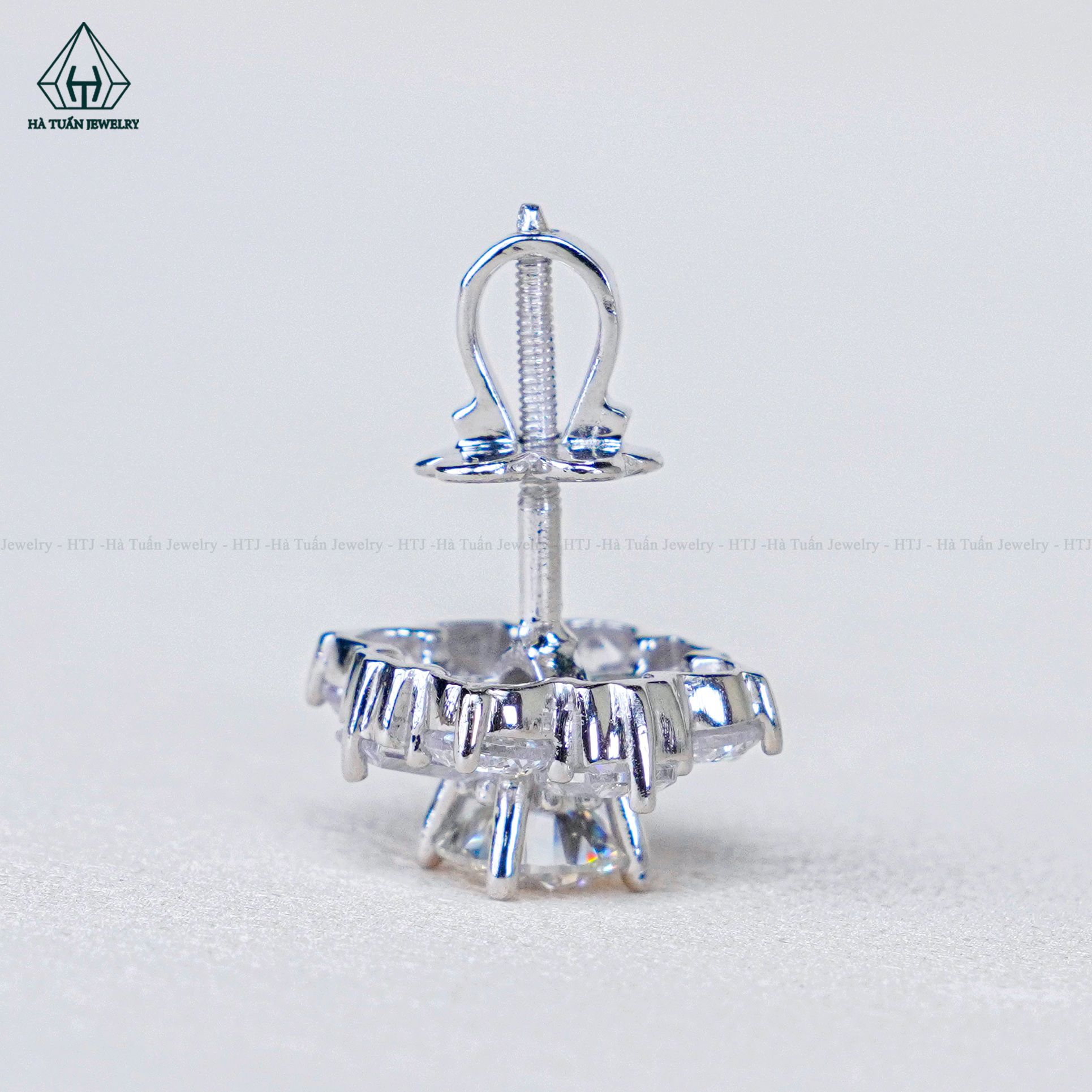 EX294 5mm Bông tai cánh nhọn phối baguette