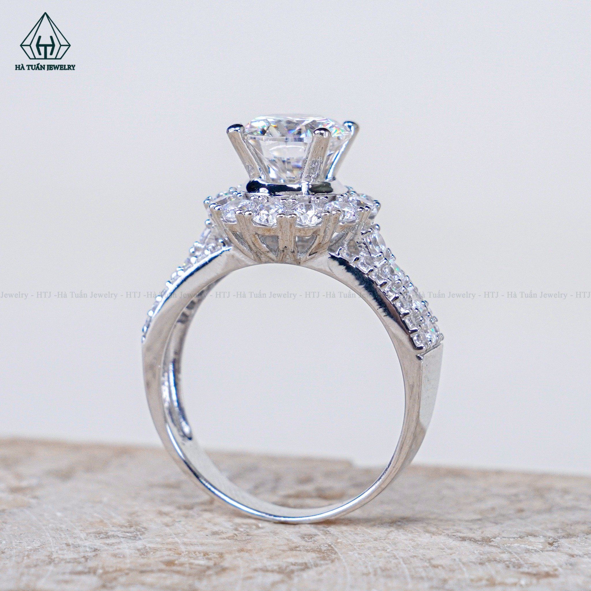 RX533 7.5mm Nhẫn nữ halo tròn