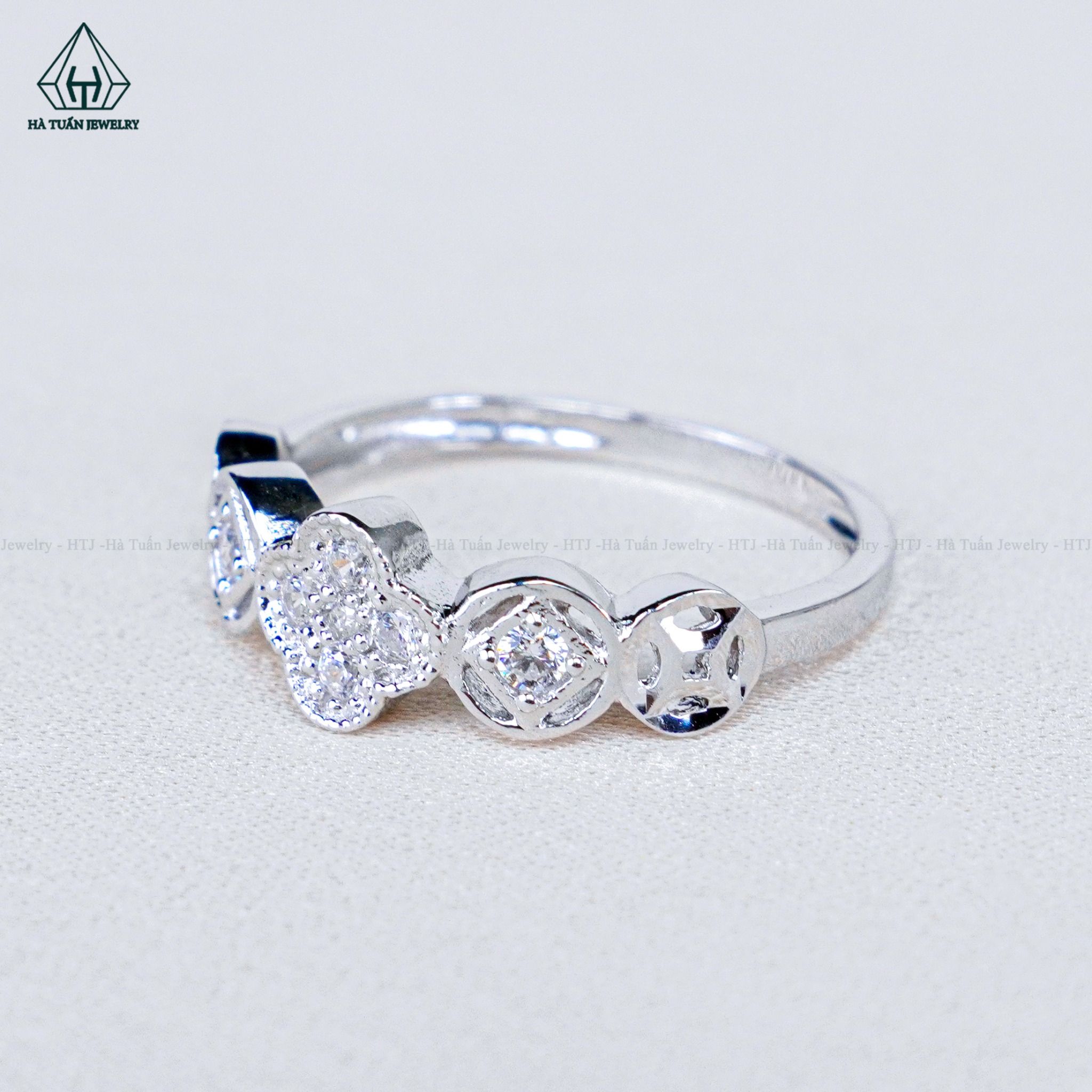 R979 Nhẫn nữ kim tiền