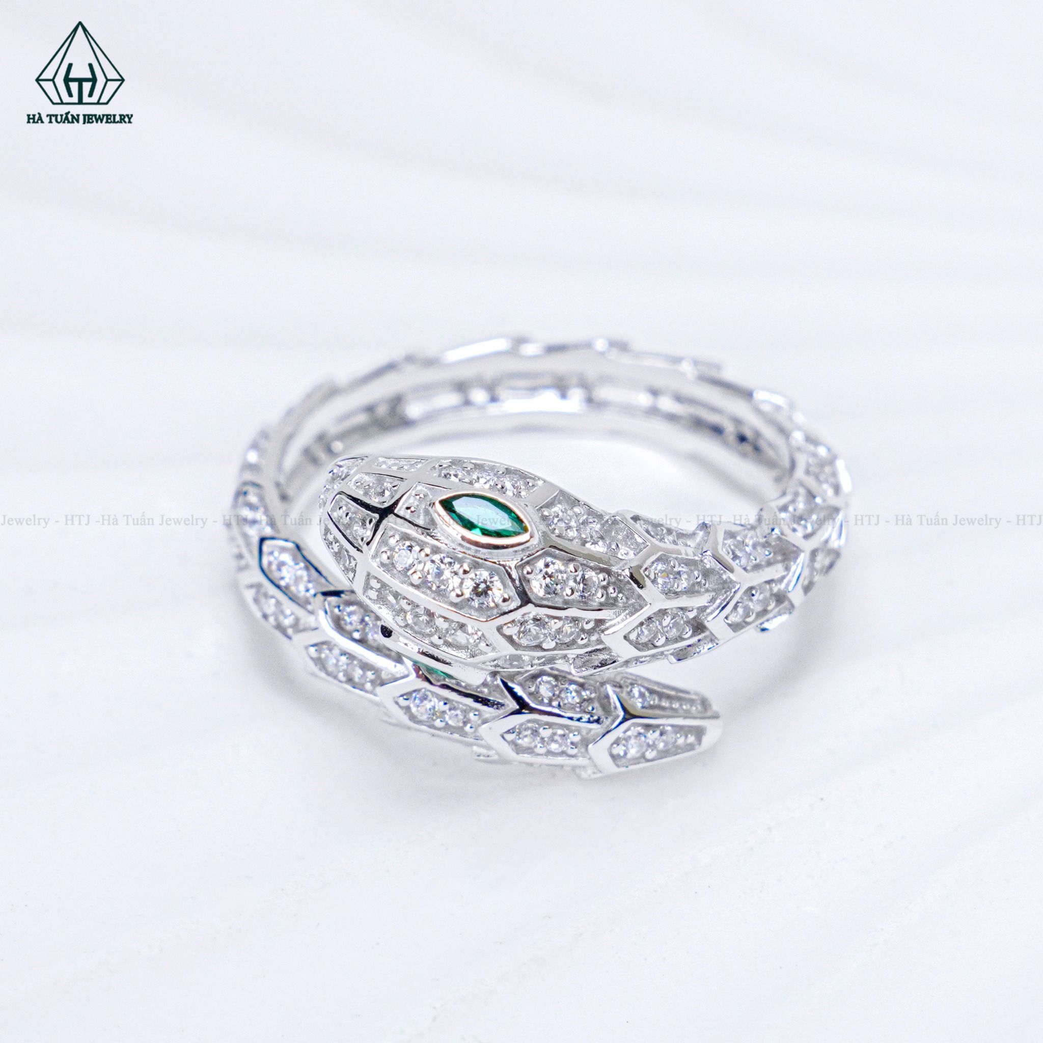 R974 Nhẫn nữ rắn