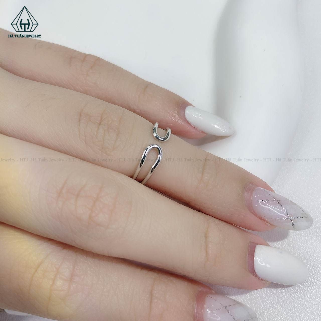 R954 Nhẫn nữ trơn